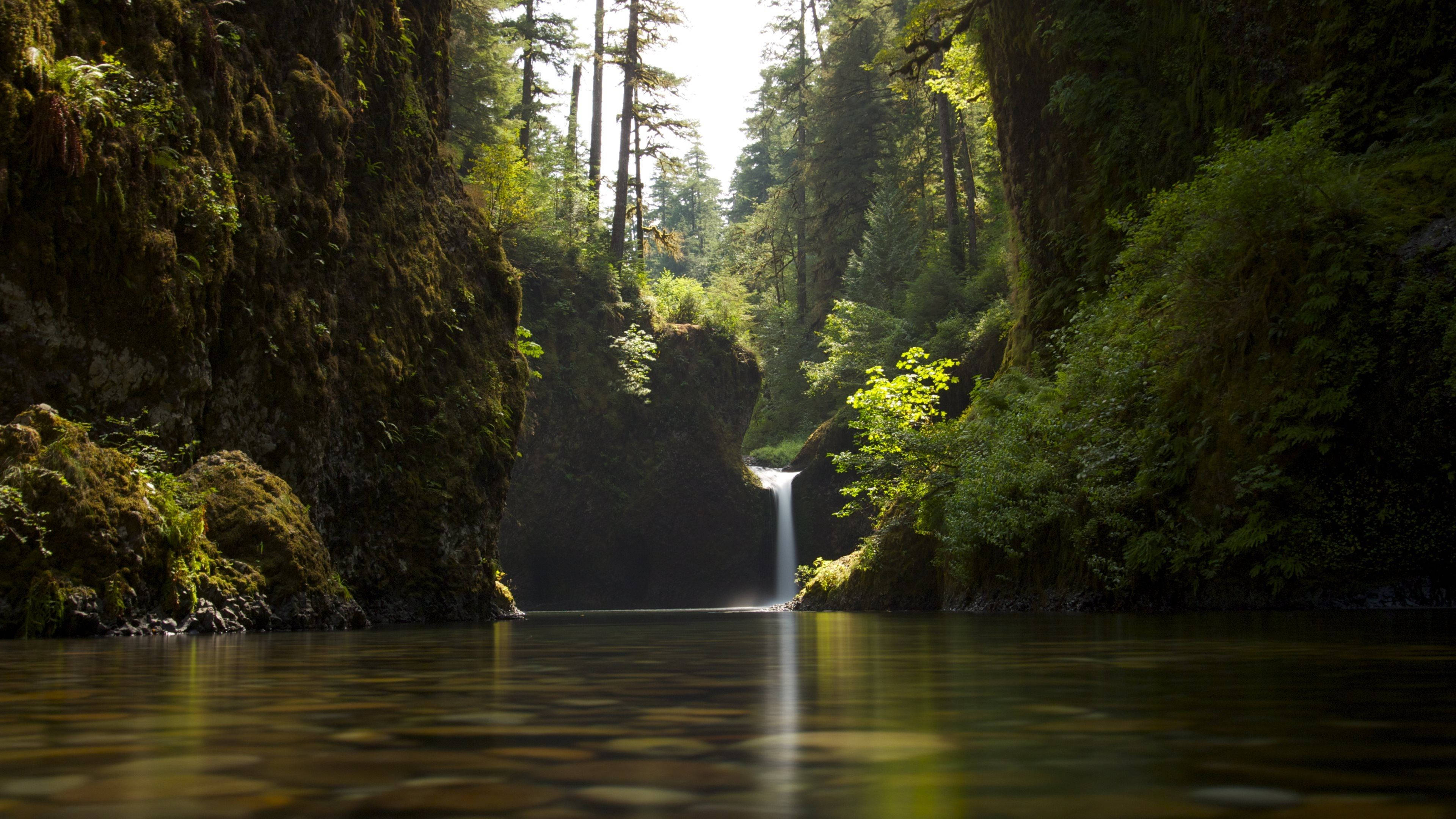 4K Природа Малий Водоспад Шпалери