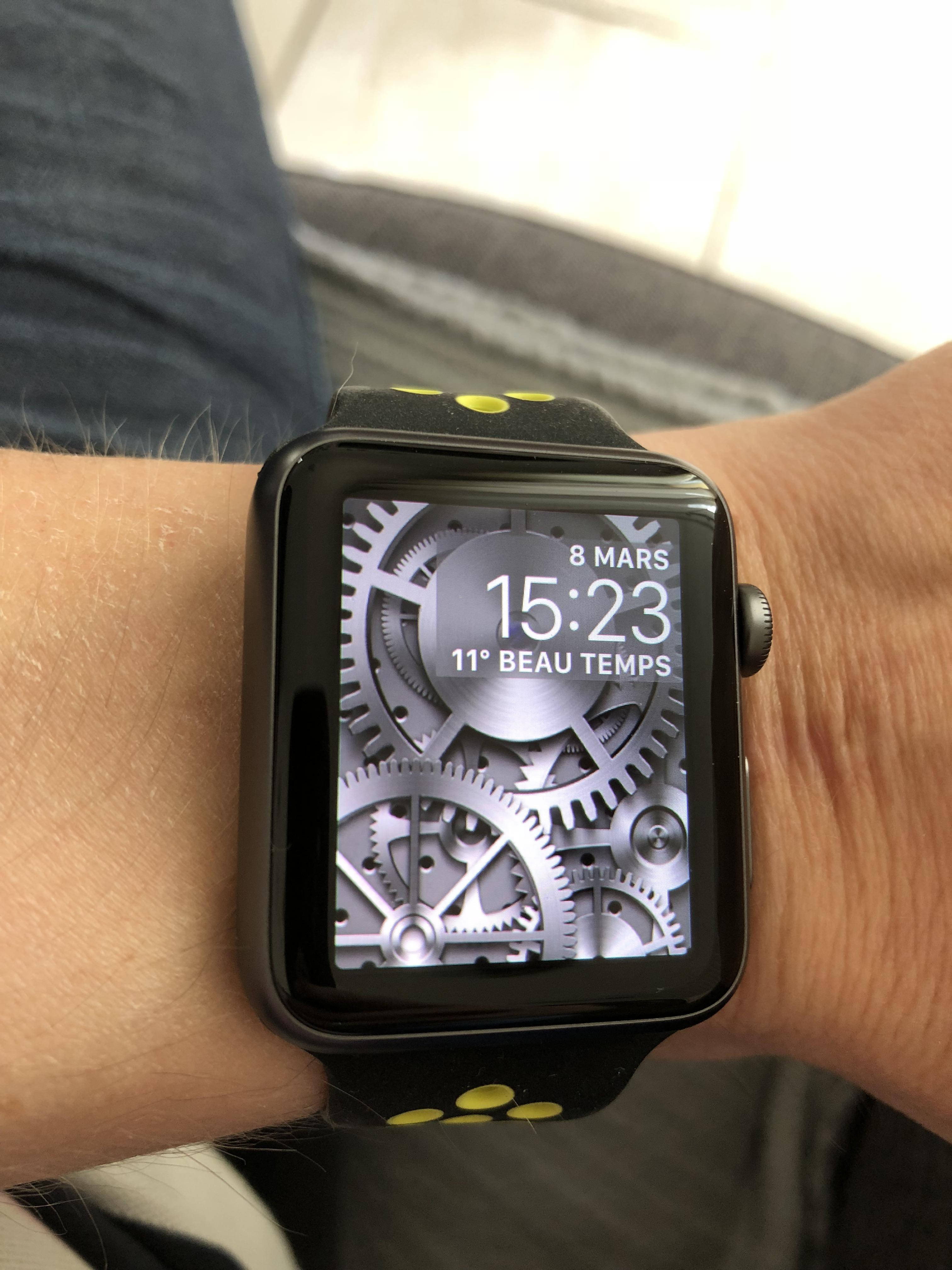 Циферблат Apple Watch с механической шестерней Шпалери