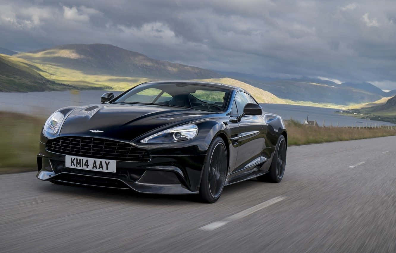 Aston Martin Vanquish — розкішный спортивный автомобіль Шпалери