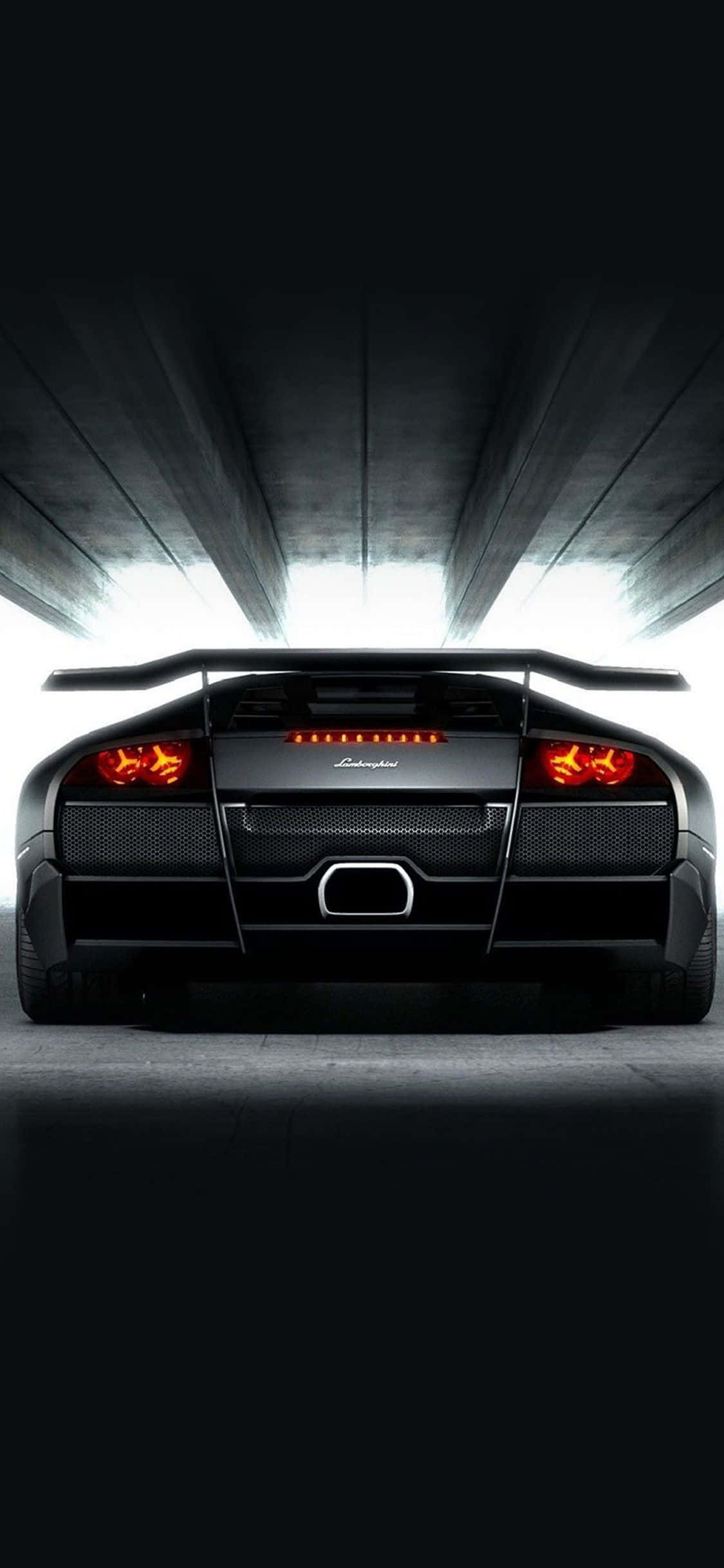 Роскошный опыт — владейте смартфоном Black Lamborghini Шпалери