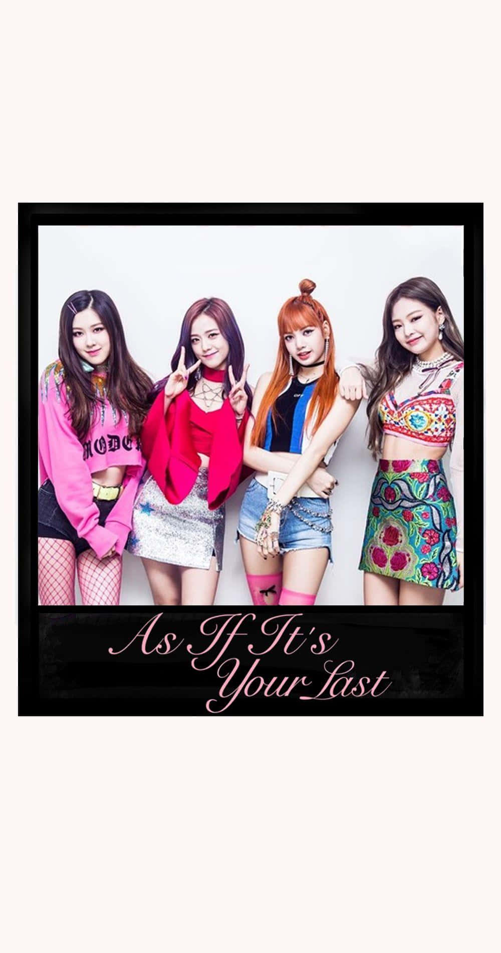 Blackpink запалила сцену Шпалери
