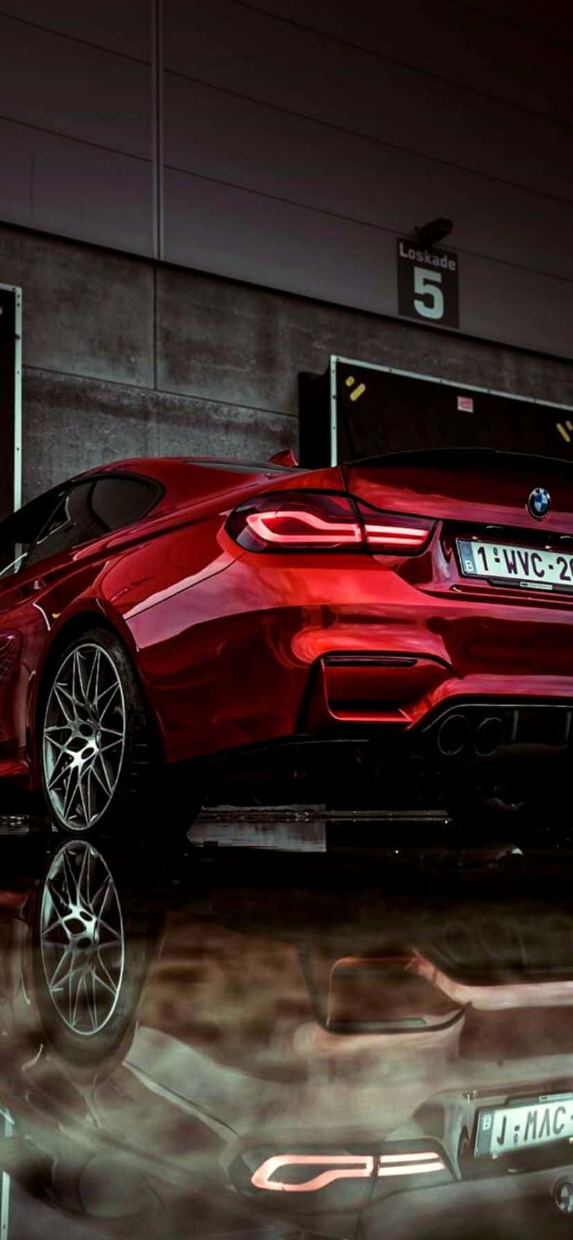 Крутой красний BMW Шпалери