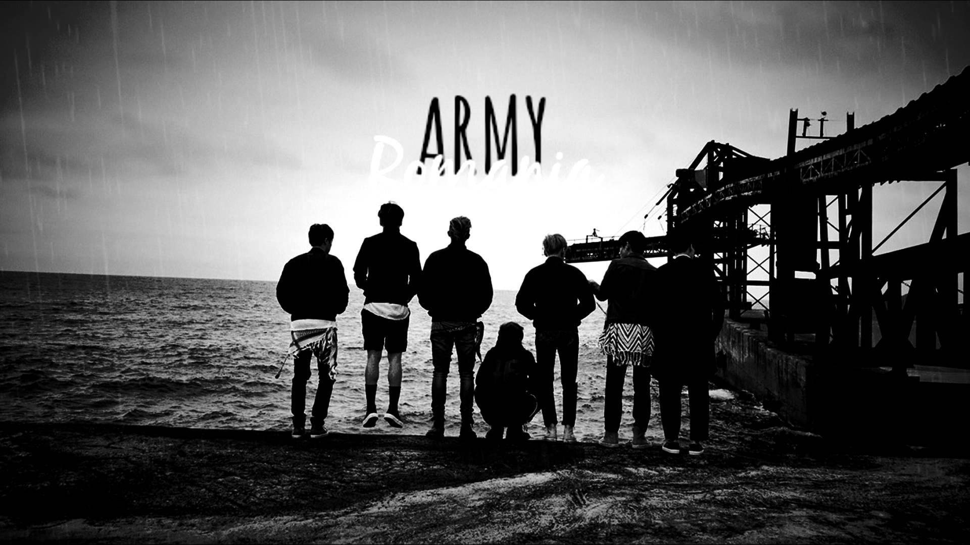 Естетичне чорно-біле BTS Шпалери