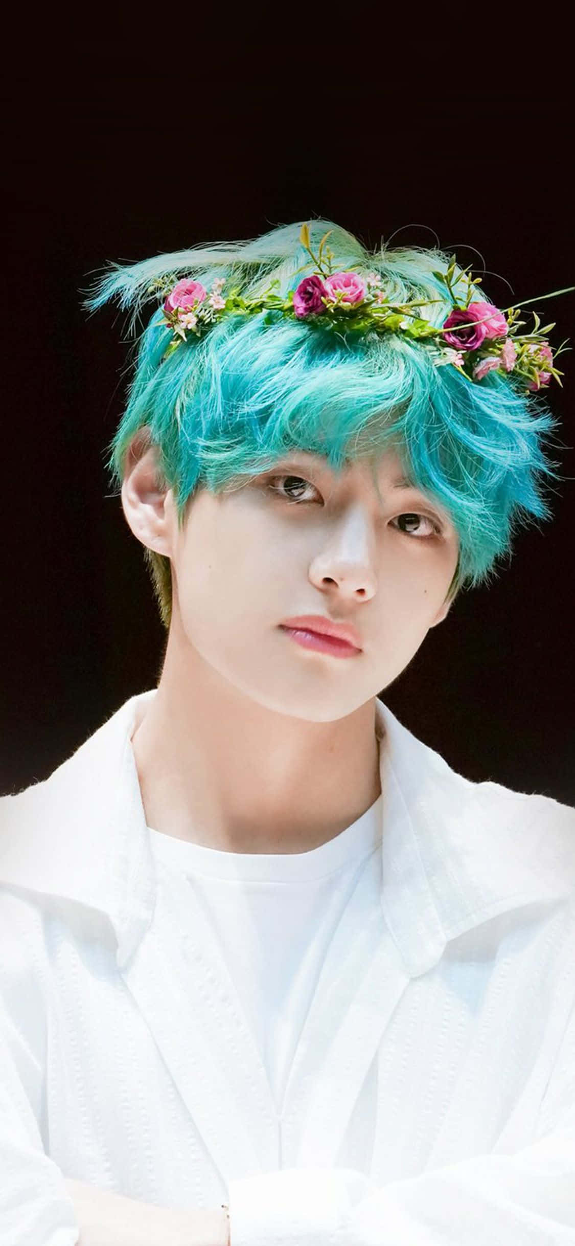BTS V випромінює юнацьку радість та впевненість Шпалери