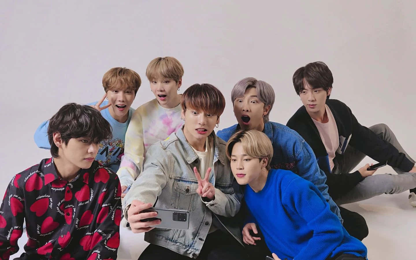 Корейський поп-гурт BTS селфі Шпалери