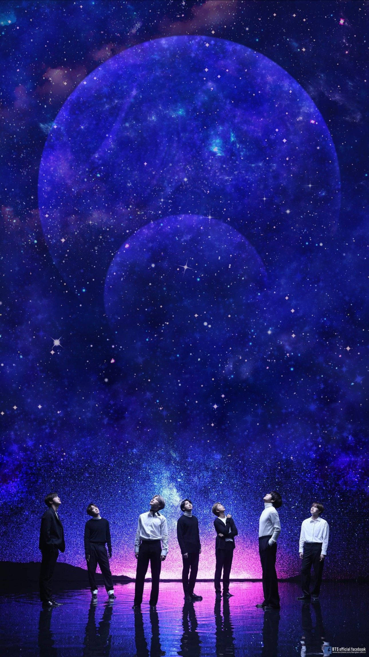 BTS на мерехтливому пастельно-фіолетовому тлі Шпалери