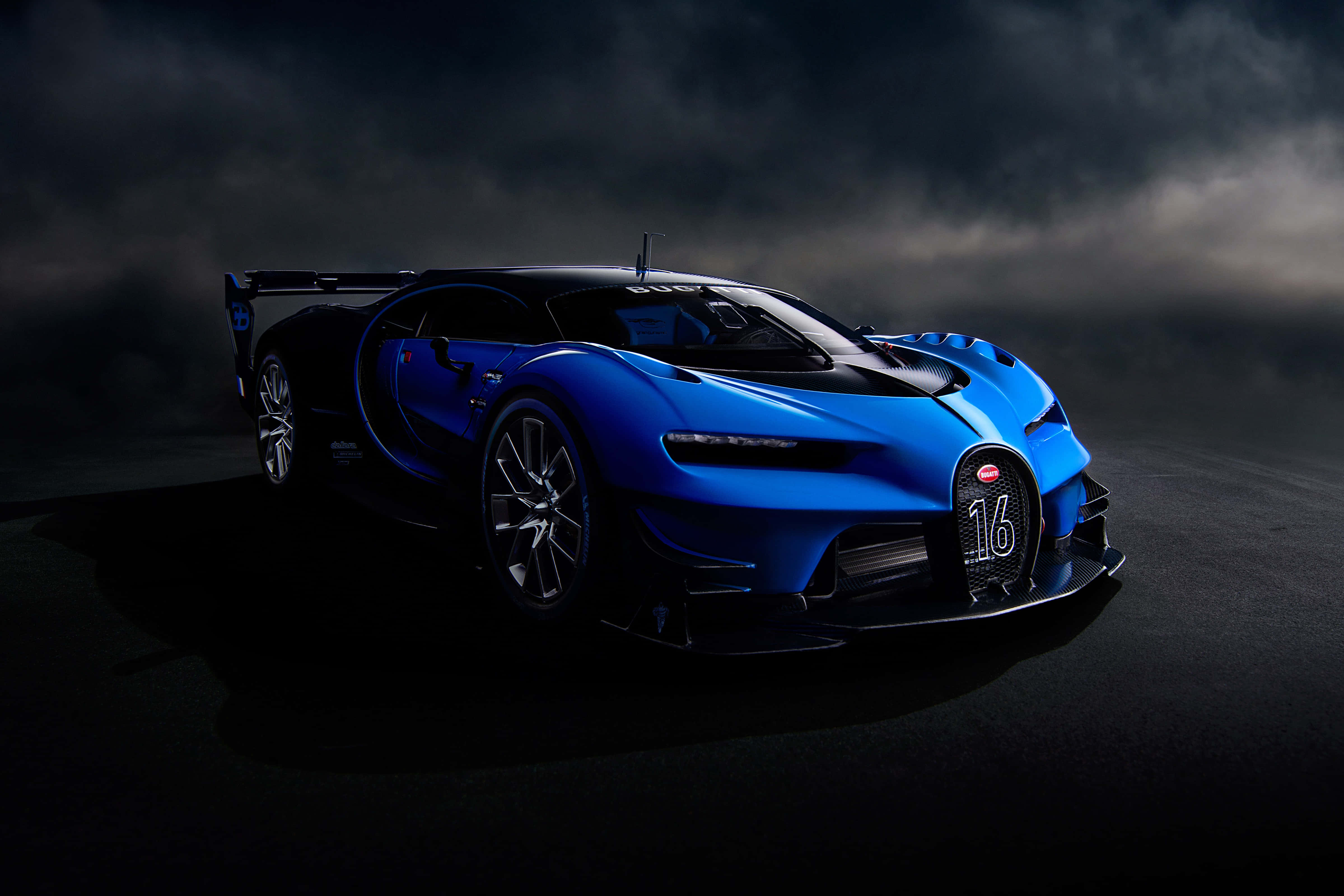 Фон Bugatti Шпалери