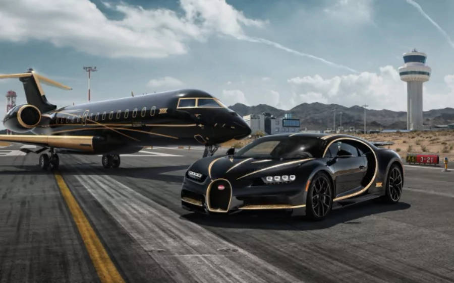 Чорний Bugatti Chiron у 4K Шпалери