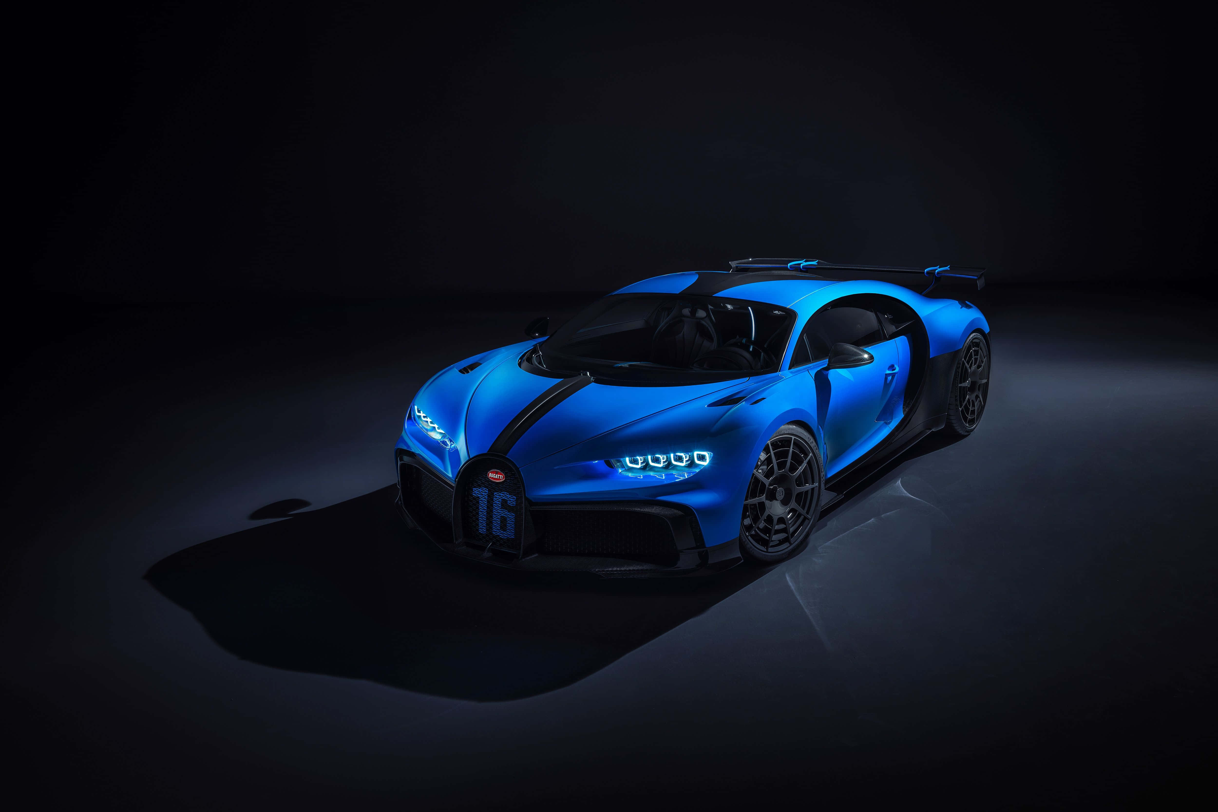 Роскошная елегантность Bugatti Шпалери