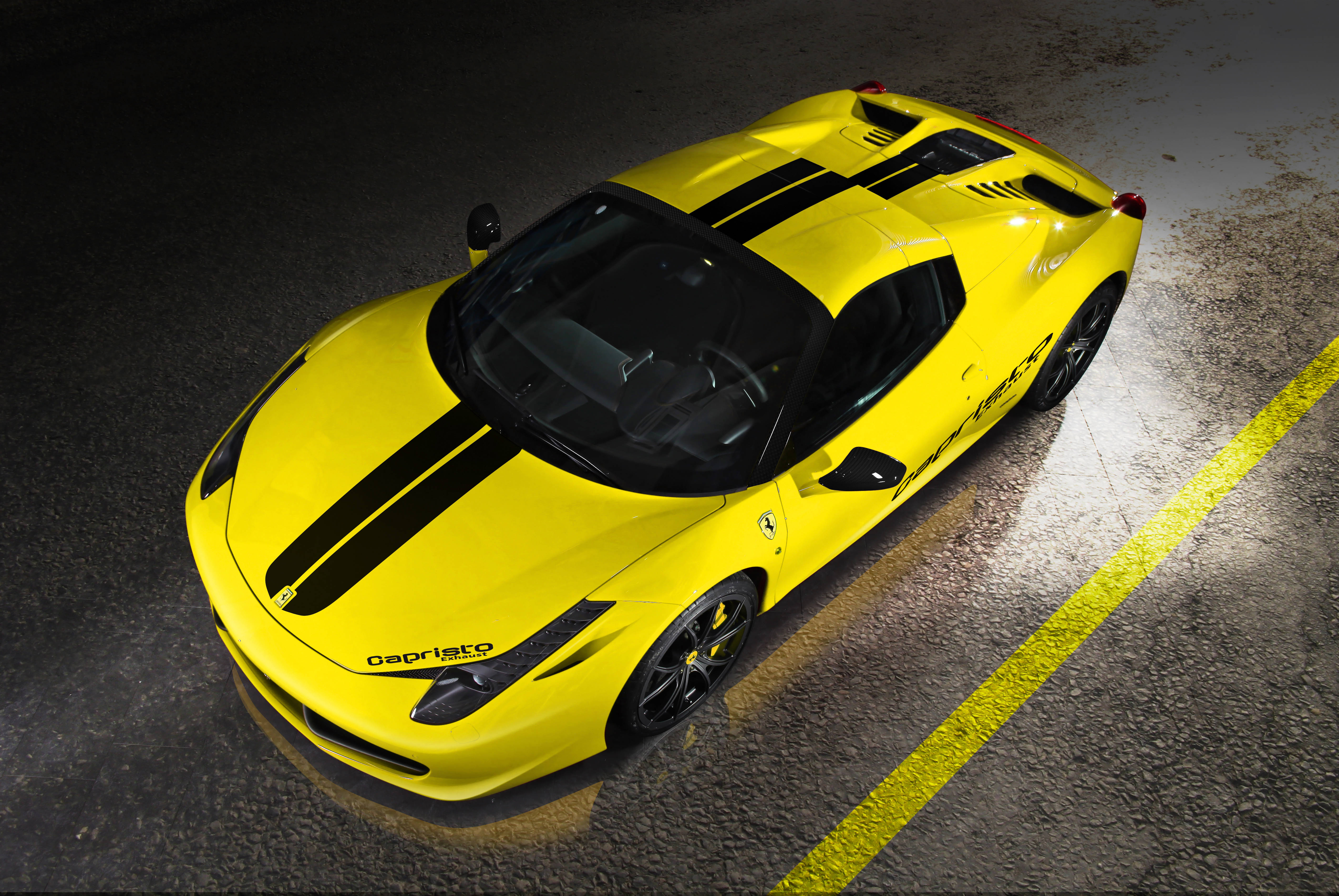 Ferrari 458 Spider — це витвір мистецтва та сила в русі Шпалери