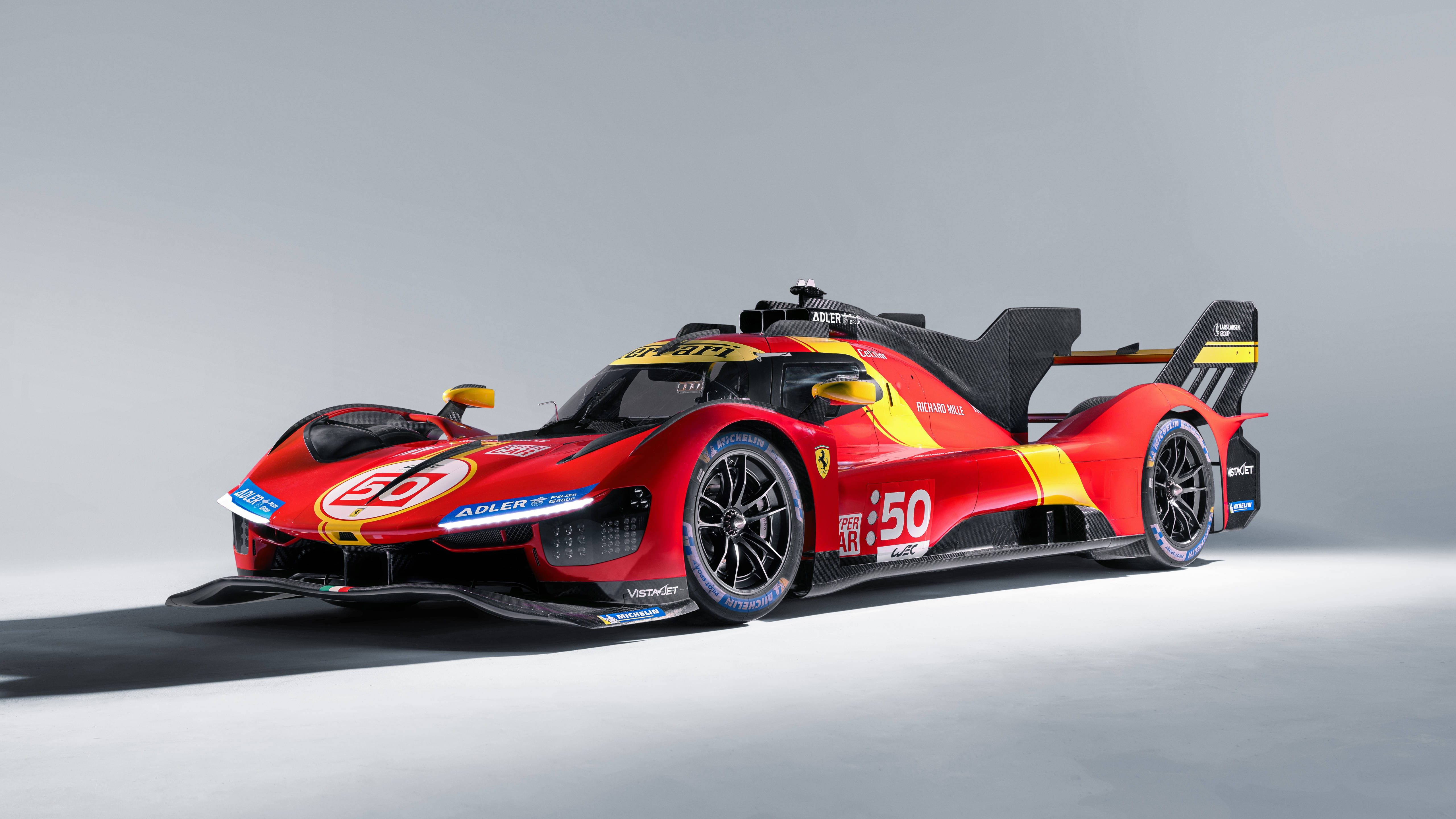 Суперкар Ferrari 5120x1440 Шпалери