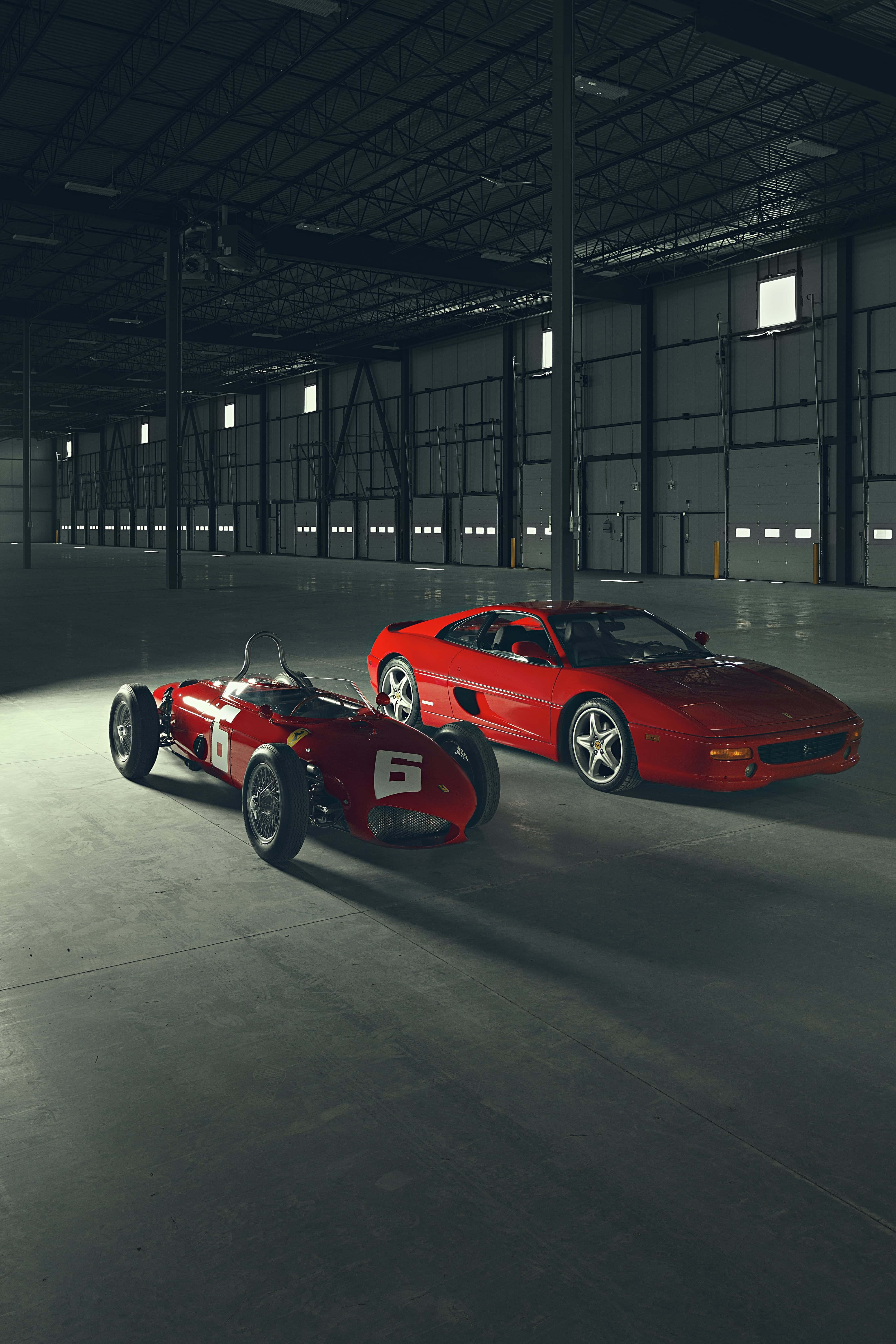 Ефектний спортивний автомобіль Ferrari Шпалери
