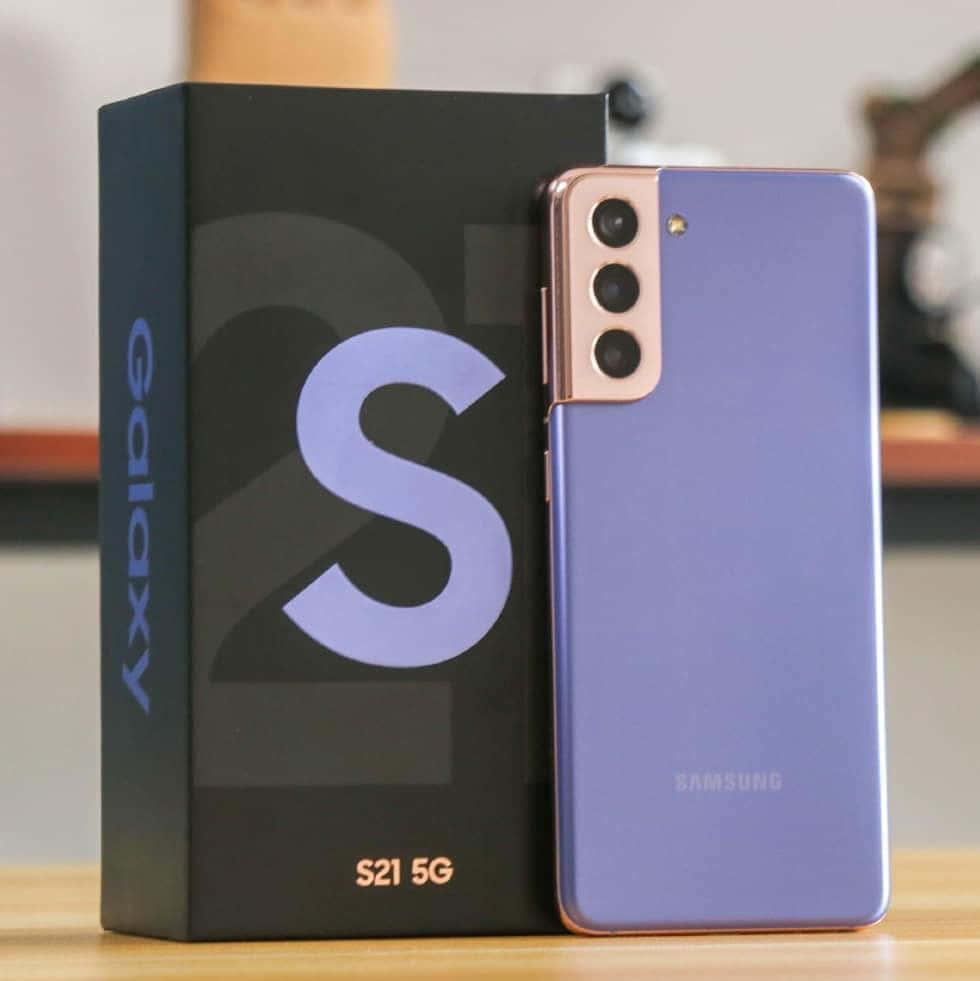 Залишайтеся на зв'язку з революційним Galaxy S10 Шпалери