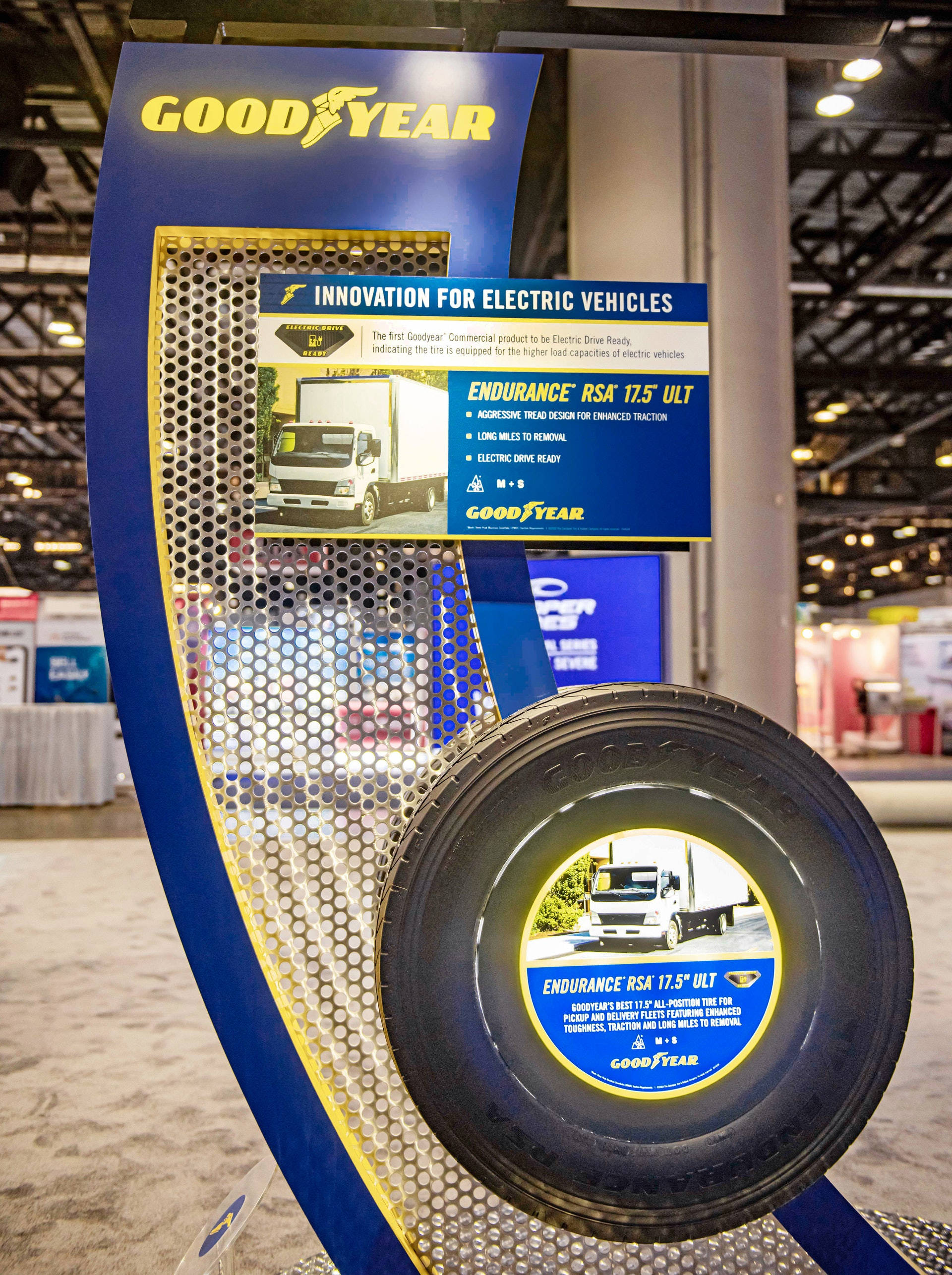 Шина Goodyear для електромобілів Шпалери