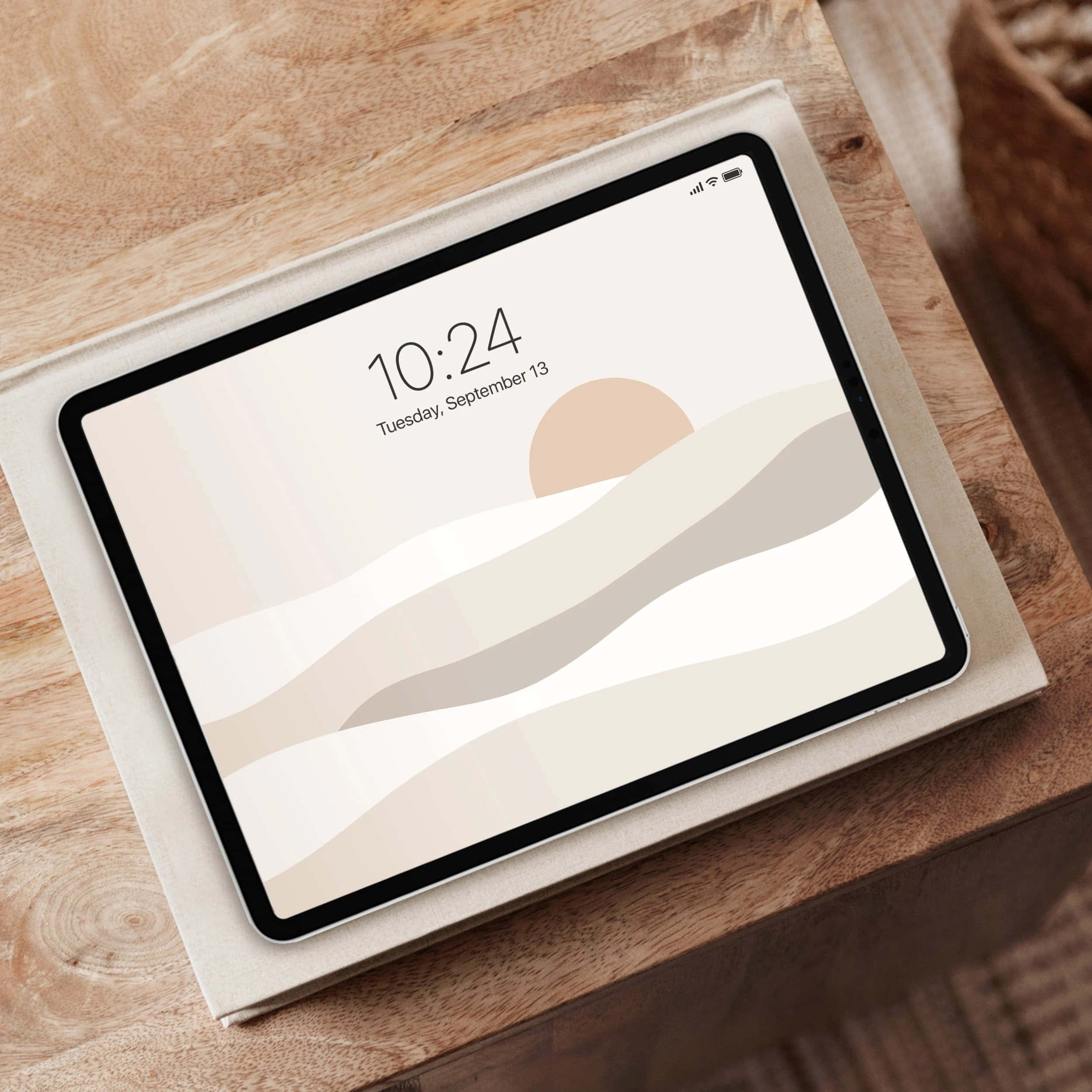 Залишайтесь креативними с естетичным iPad. Шпалери