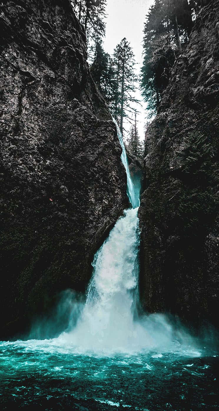 Тема шпалер водоспад для iPhone Шпалери