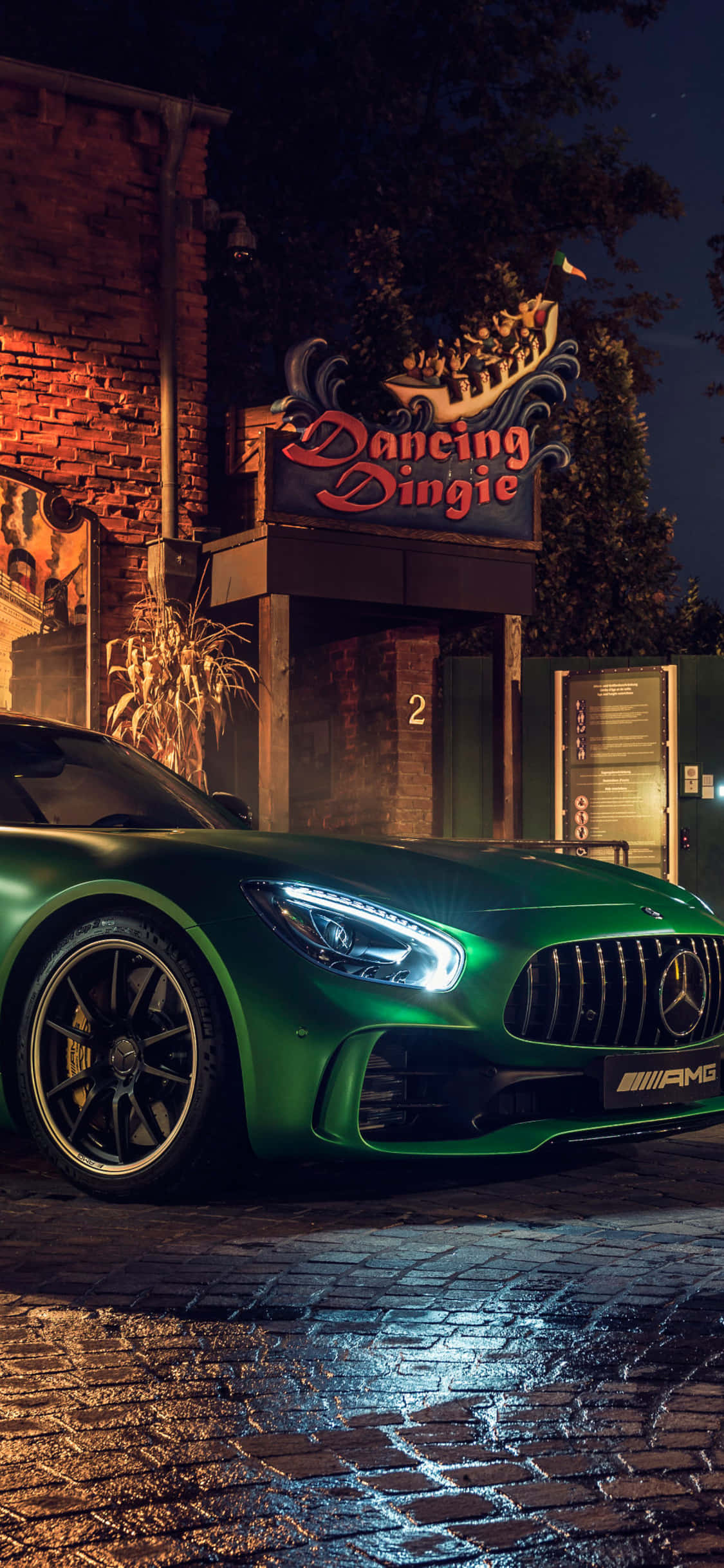 iPhone X Amg Gt-r Фон и зеленый AMG GT Шпалери