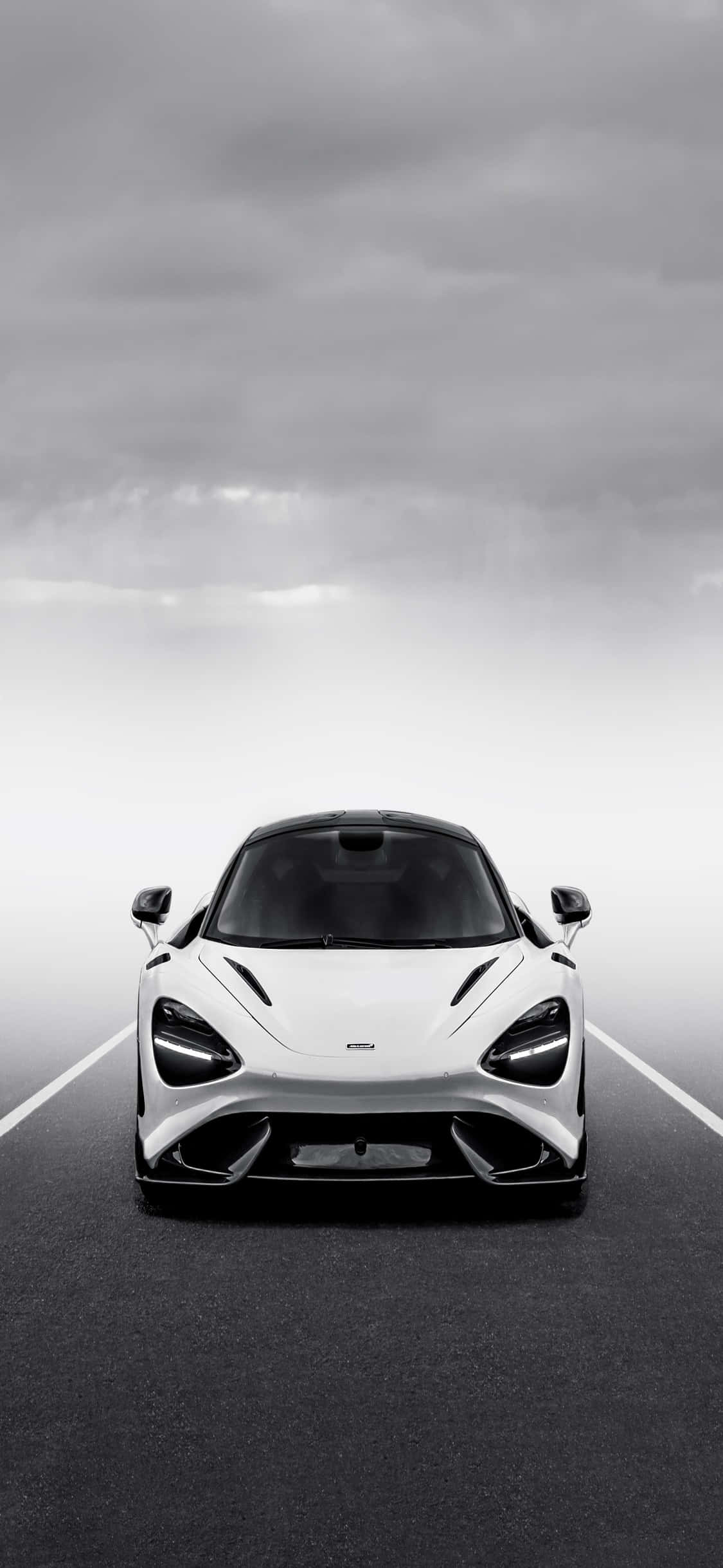 iPhone X McLaren 720s Белый фон Шпалери