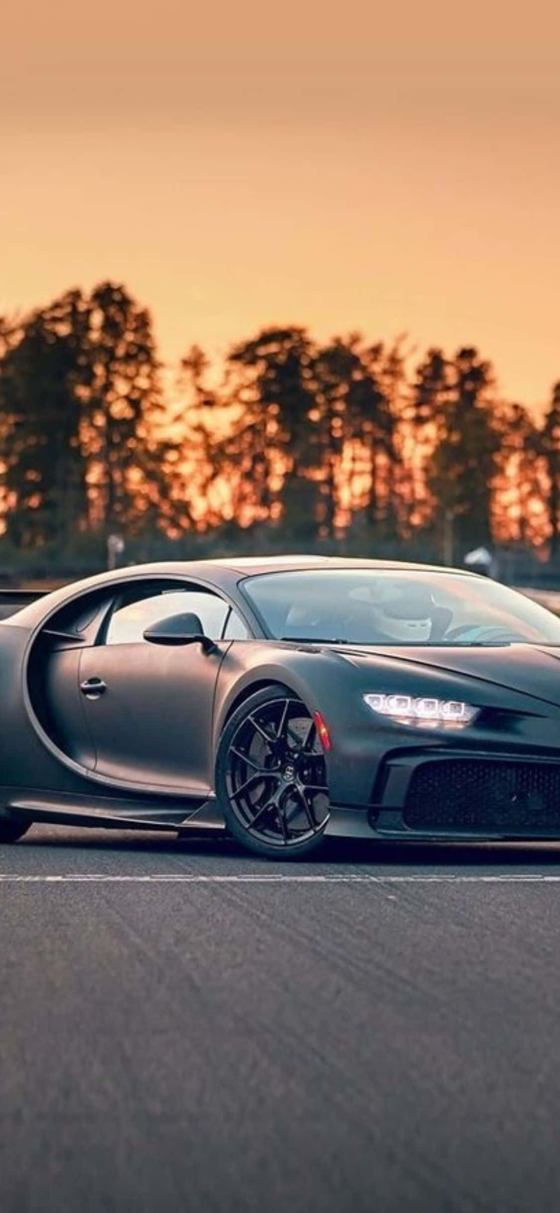 Быстрее с iPhone XS и Bugatti Шпалери