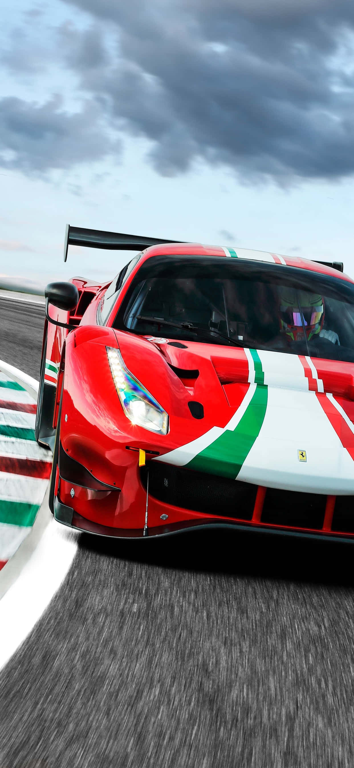 iPhone Xs Max Ferrari Фон Ferrari 488 GT3 На Трассе Шпалери