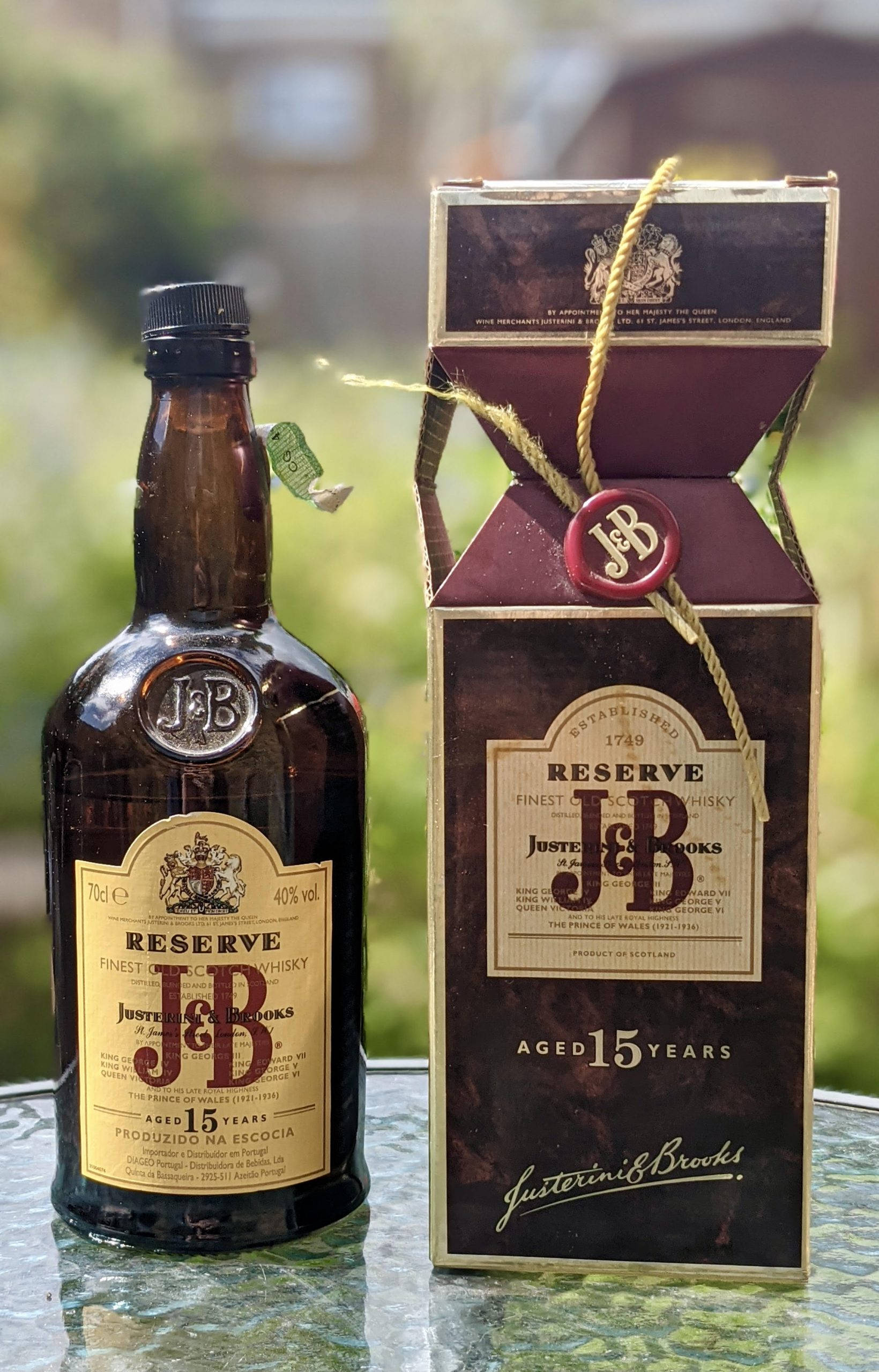 J&B Reserve Aged 15 Years Шпалери