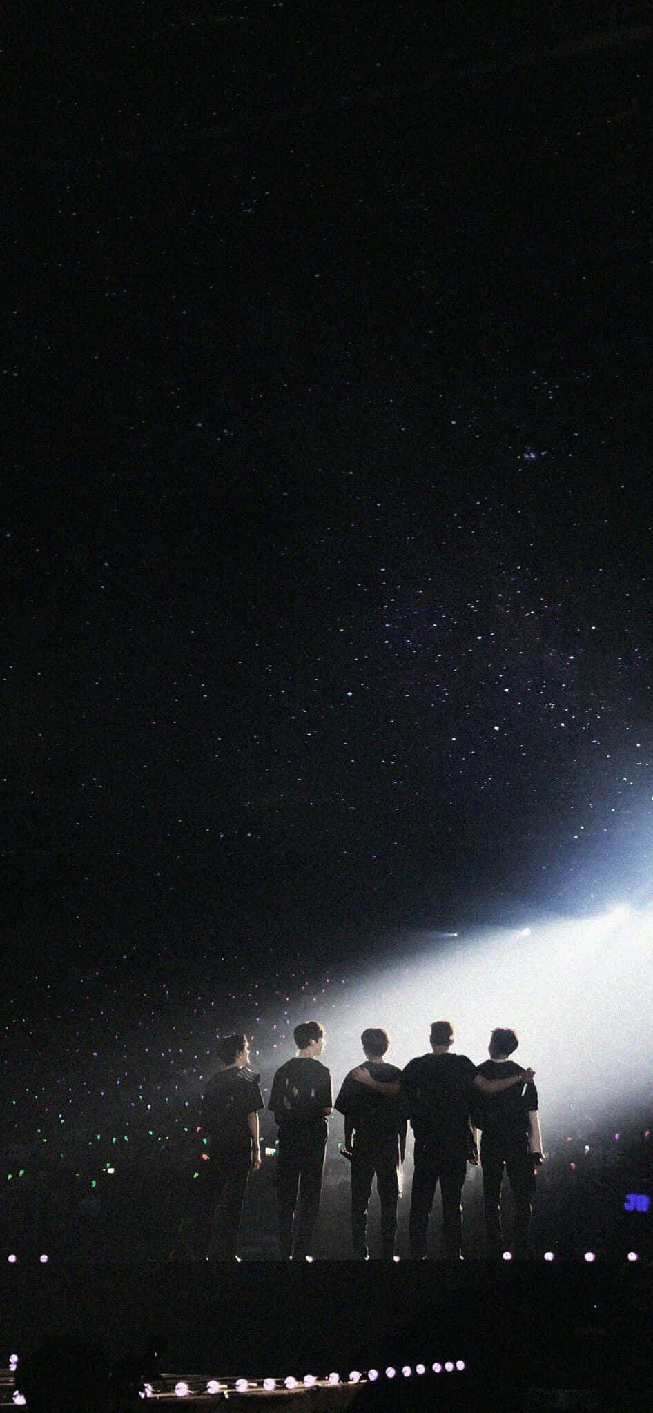 Эстетика концерта K-pop группы NU'EST Шпалери