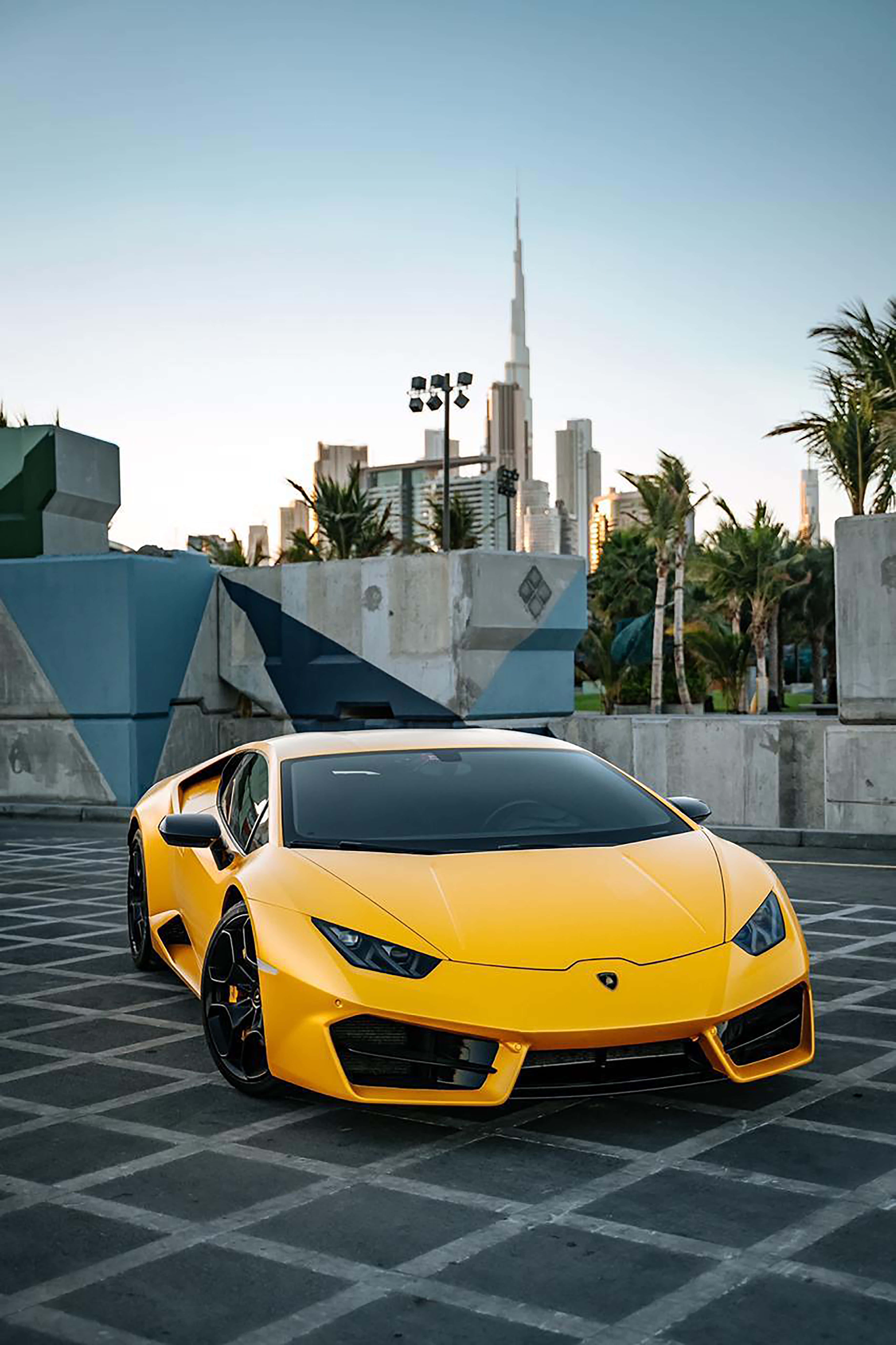 Ексклюзивний Lamborghini на трасі Шпалери