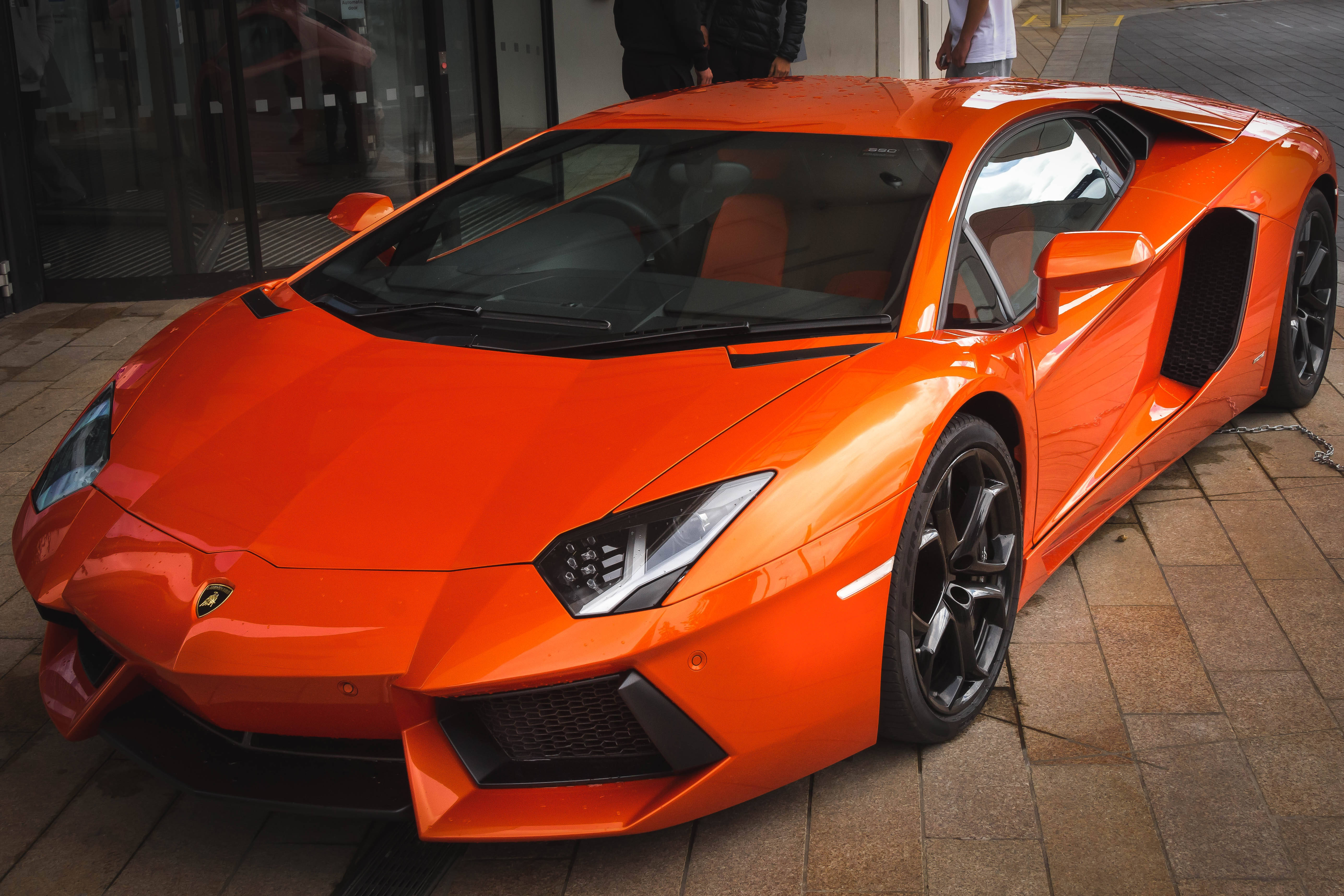 Культовий Lamborghini Aventador Шпалери