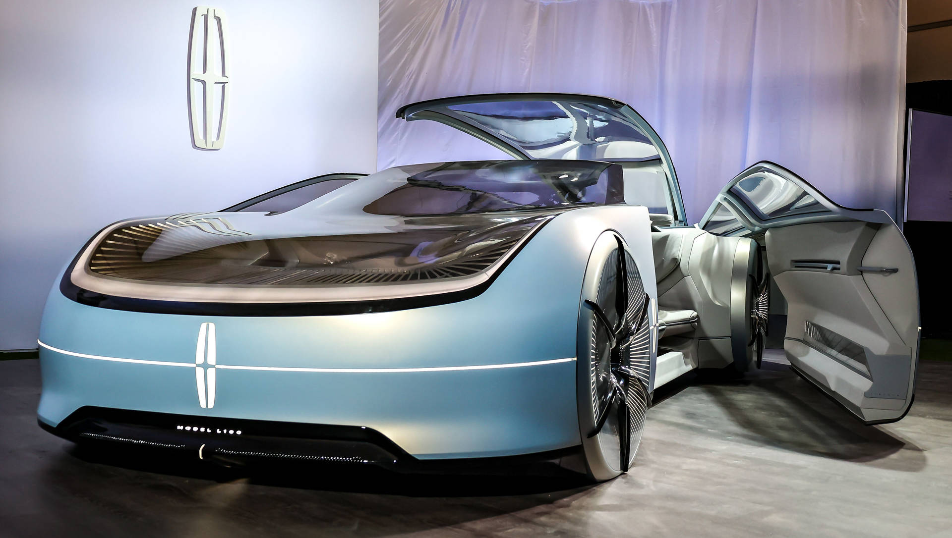 Lincoln L100 Concept на автосалоні