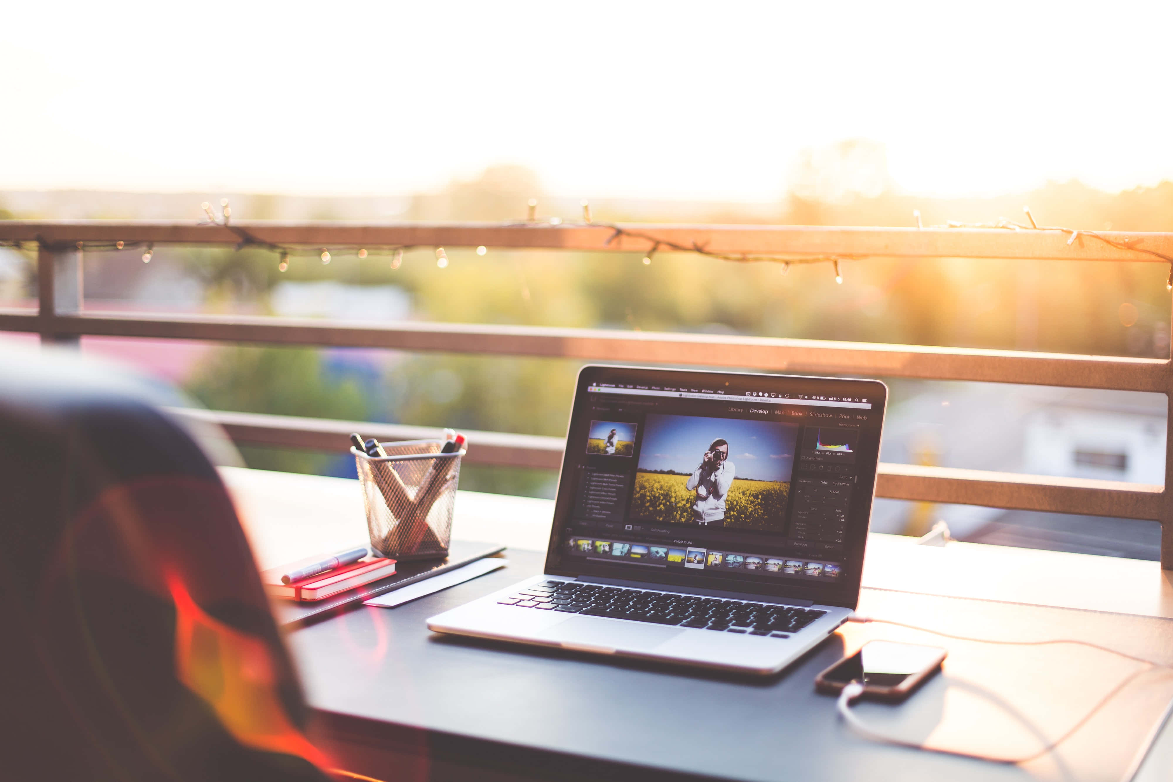 Користувацький досвід переосмислено з естетичним Macbook Шпалери
