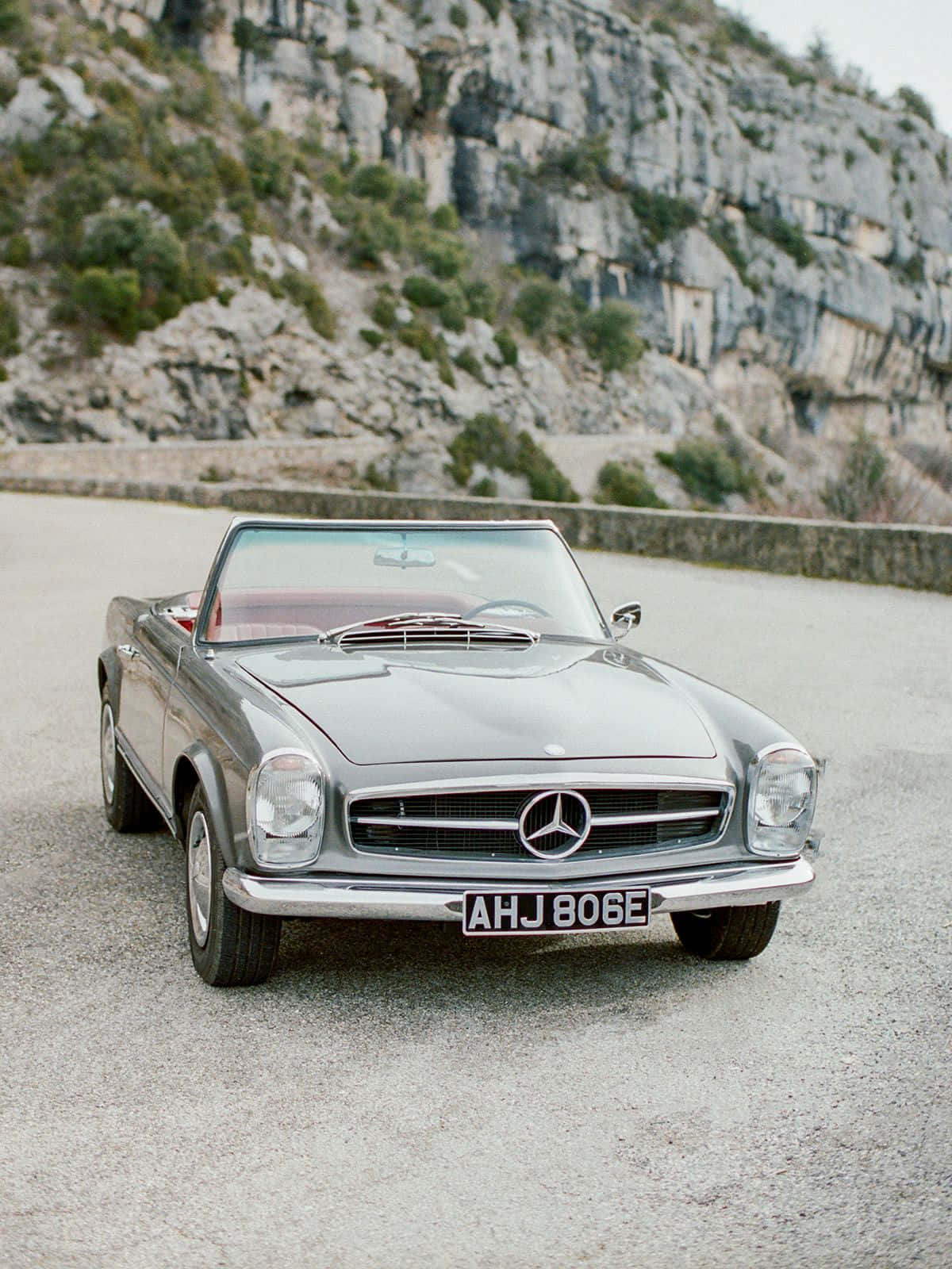 Mercedes-Benz SL 63 — спортивний автомобіль Шпалери
