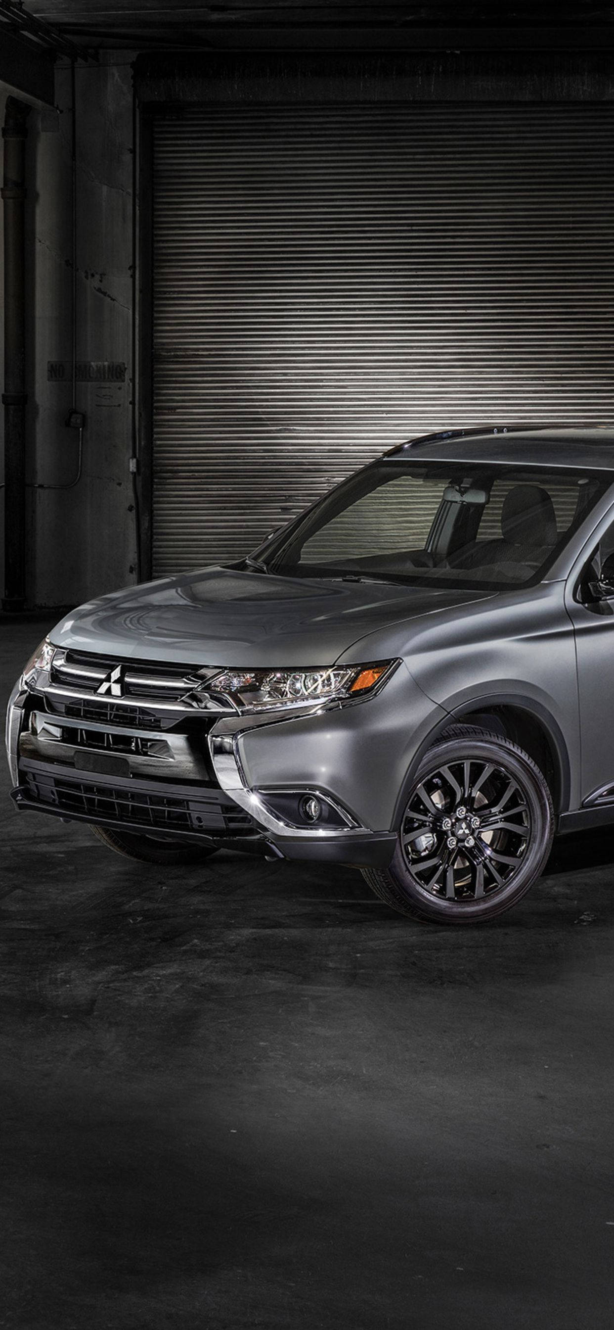Сірий Mitsubishi Outlander Шпалери