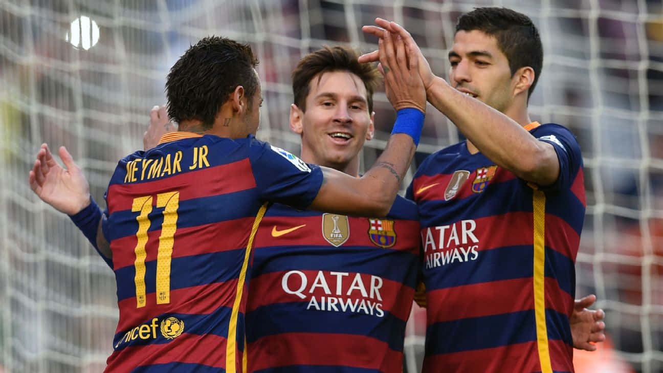 MSN Trio дают пять Шпалери