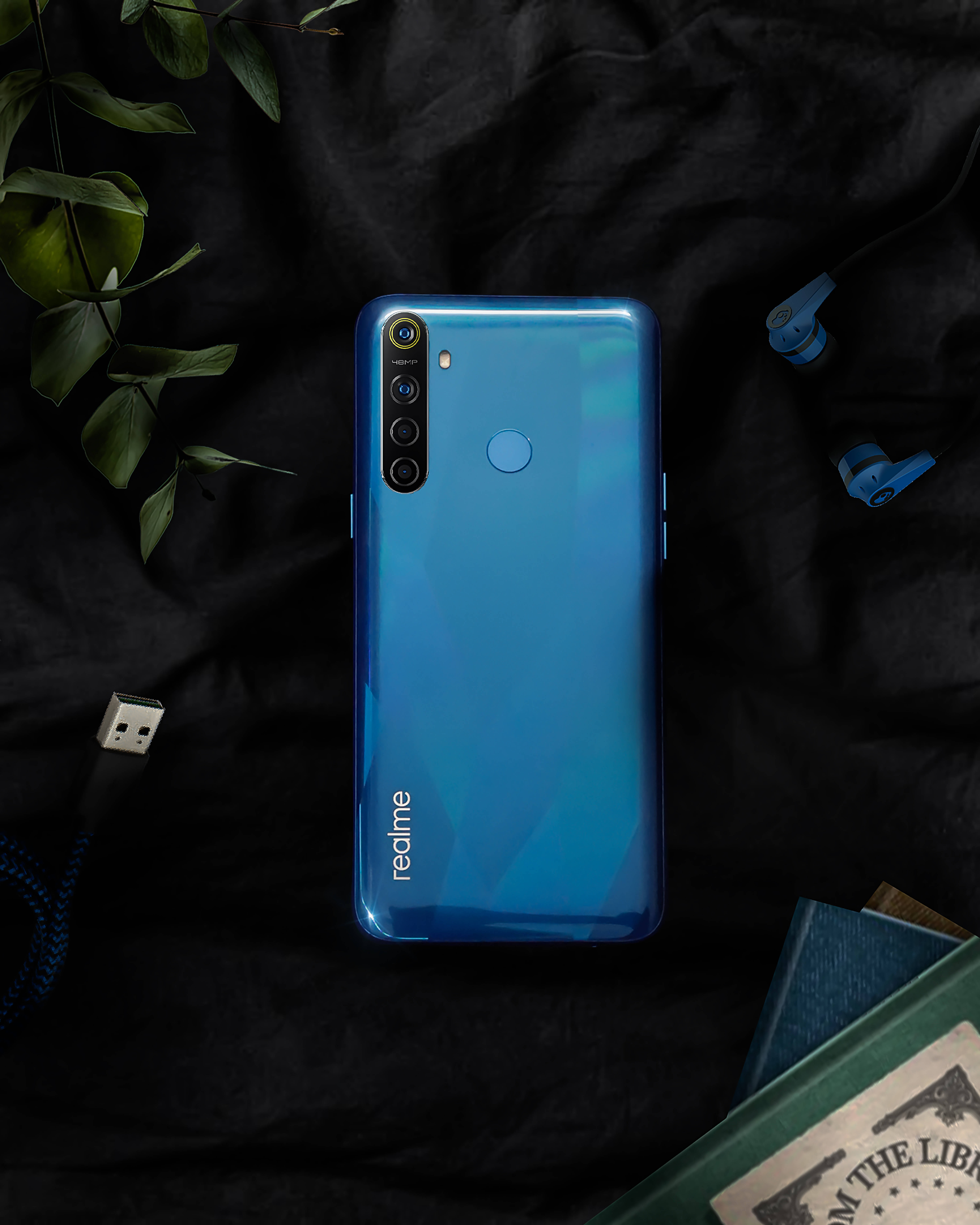 Realme 8 Phone Шпалери