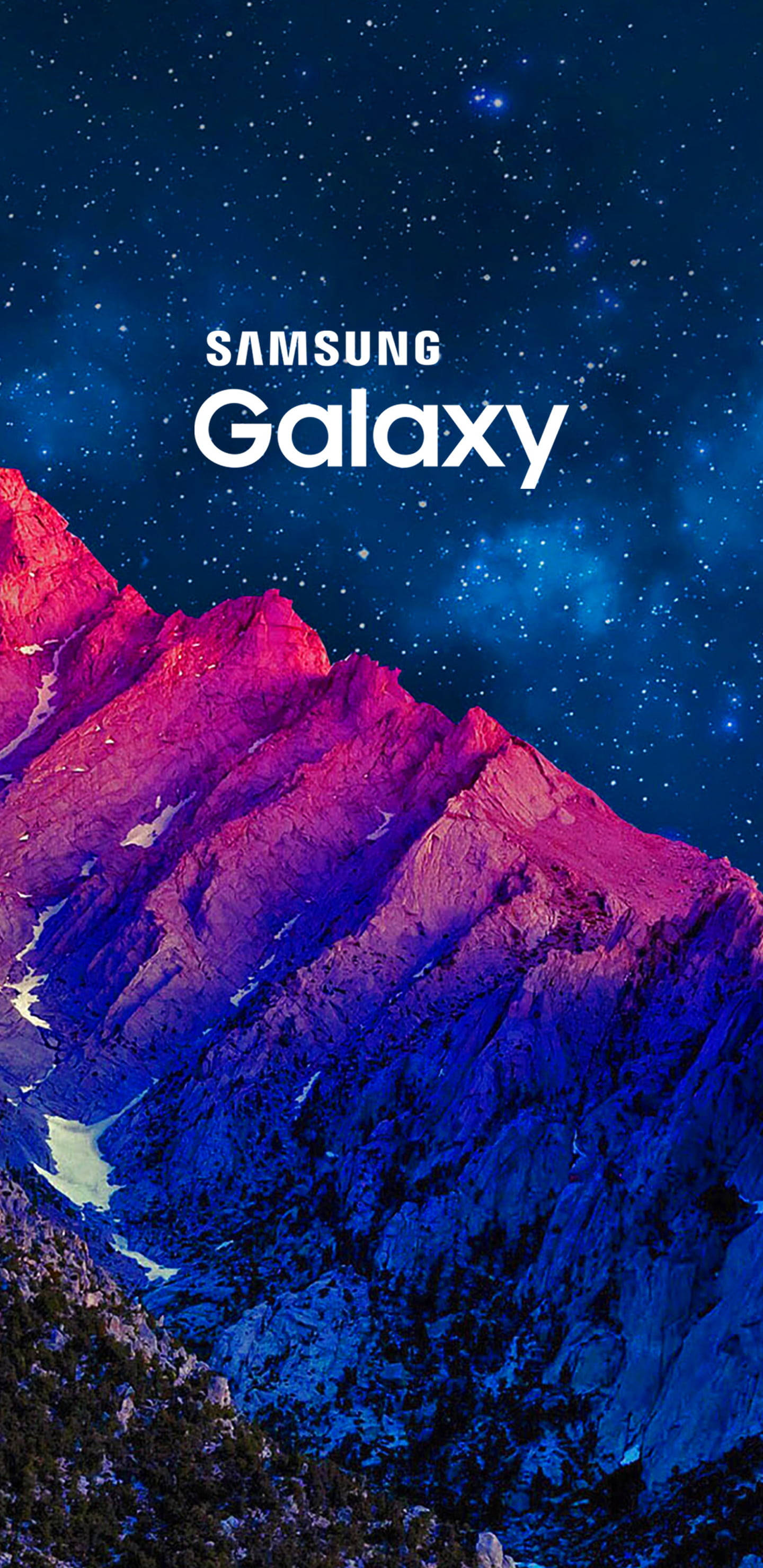 Samsung Galaxy J6 освітлює сутінкові гірські вершини Шпалери