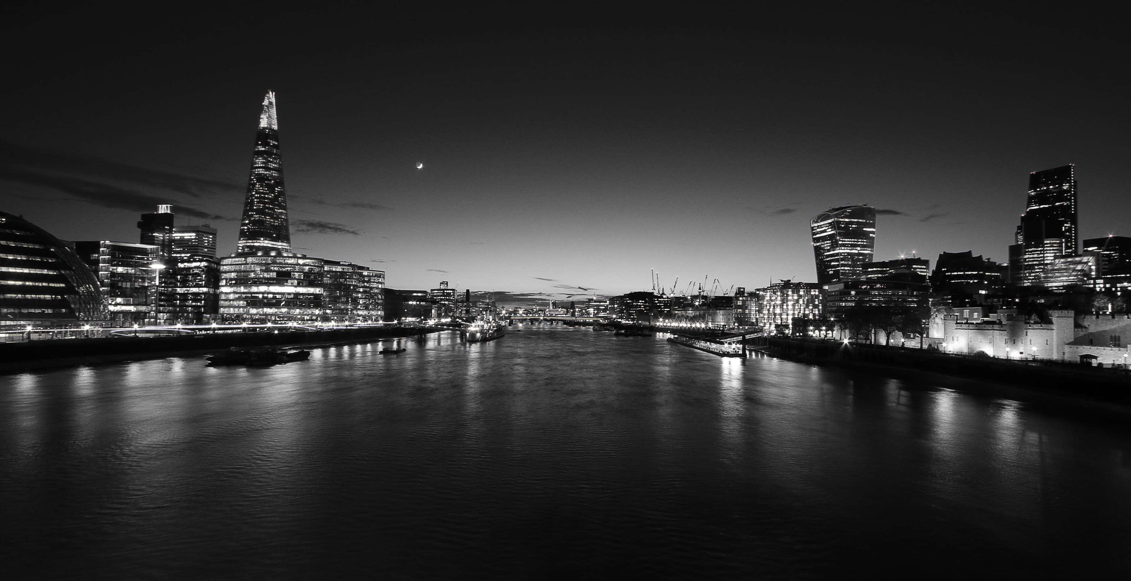 The Shard з панорами Лондона Шпалери