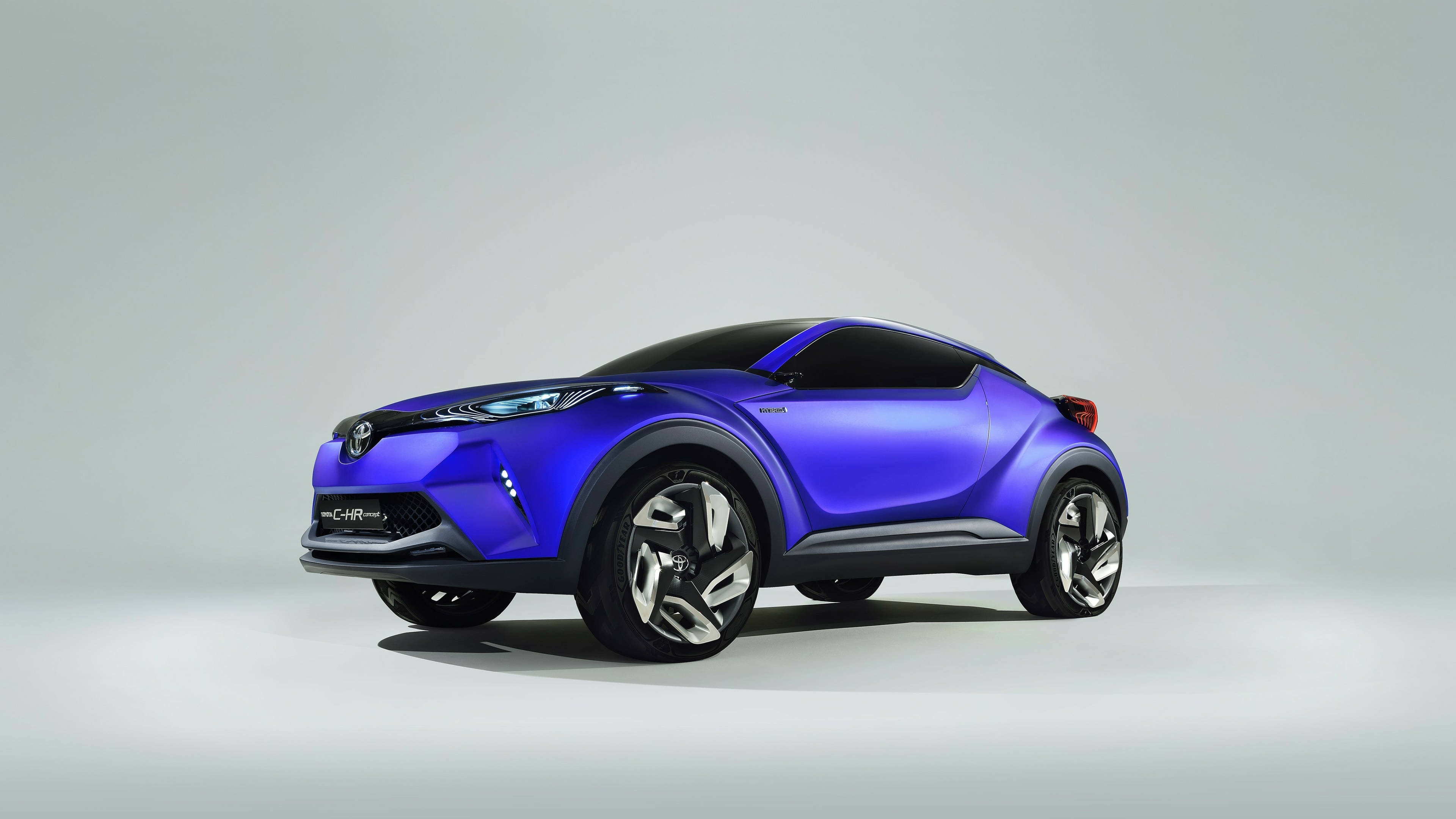 Бічний вигляд синього Toyota CH-R 4K Шпалери