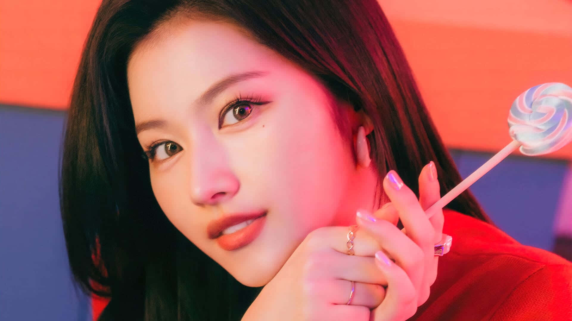 Twice, сенсация K-pop, сияет в своем потрясающем фотосете. Шпалери