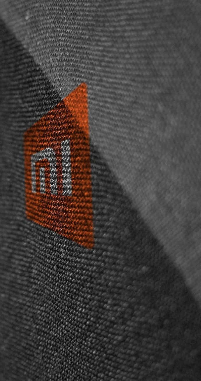 Смартфон Xiaomi на дерев'яному фоні Шпалери
