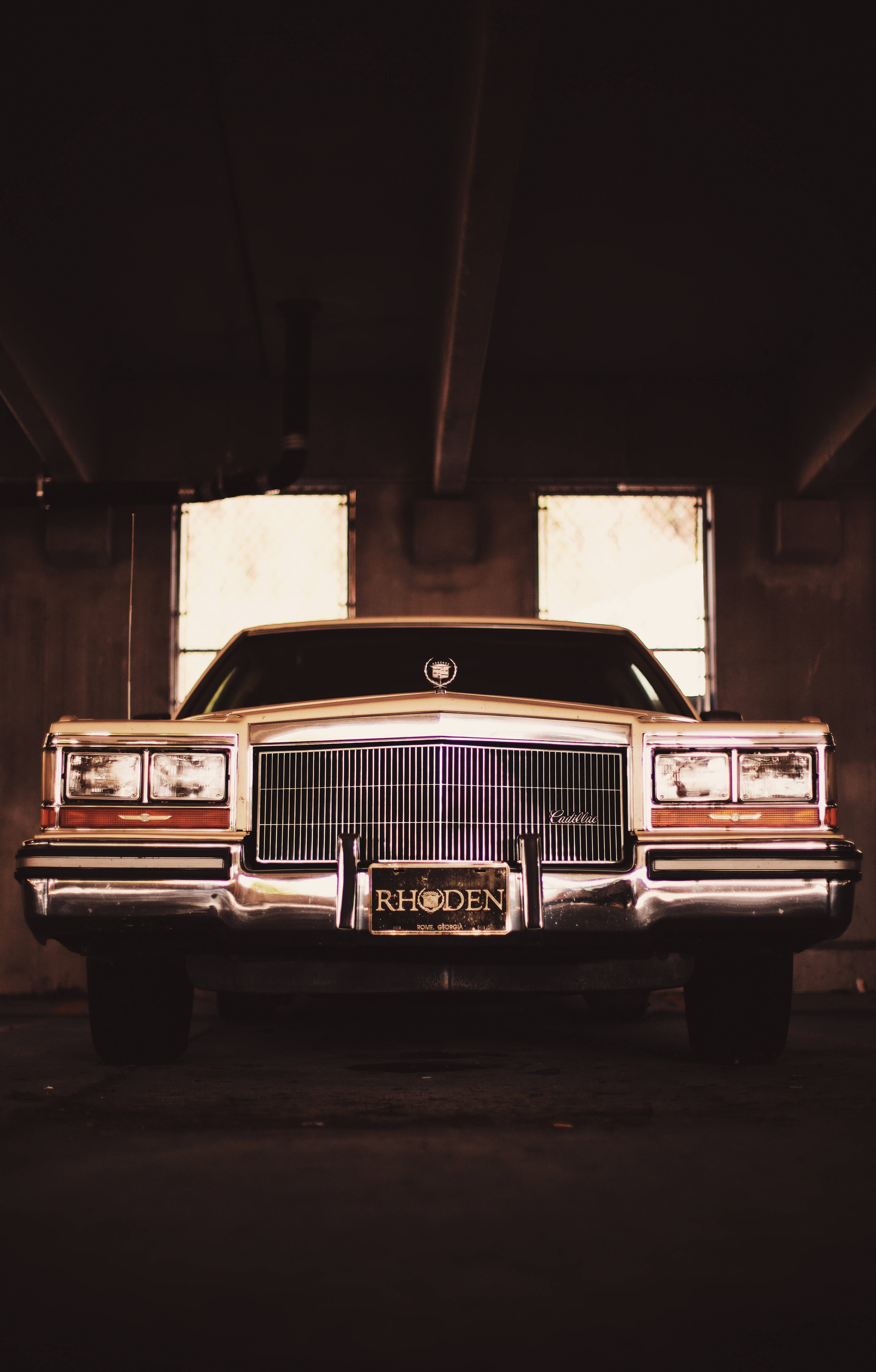 Винтажный Cadillac Brougham Шпалери
