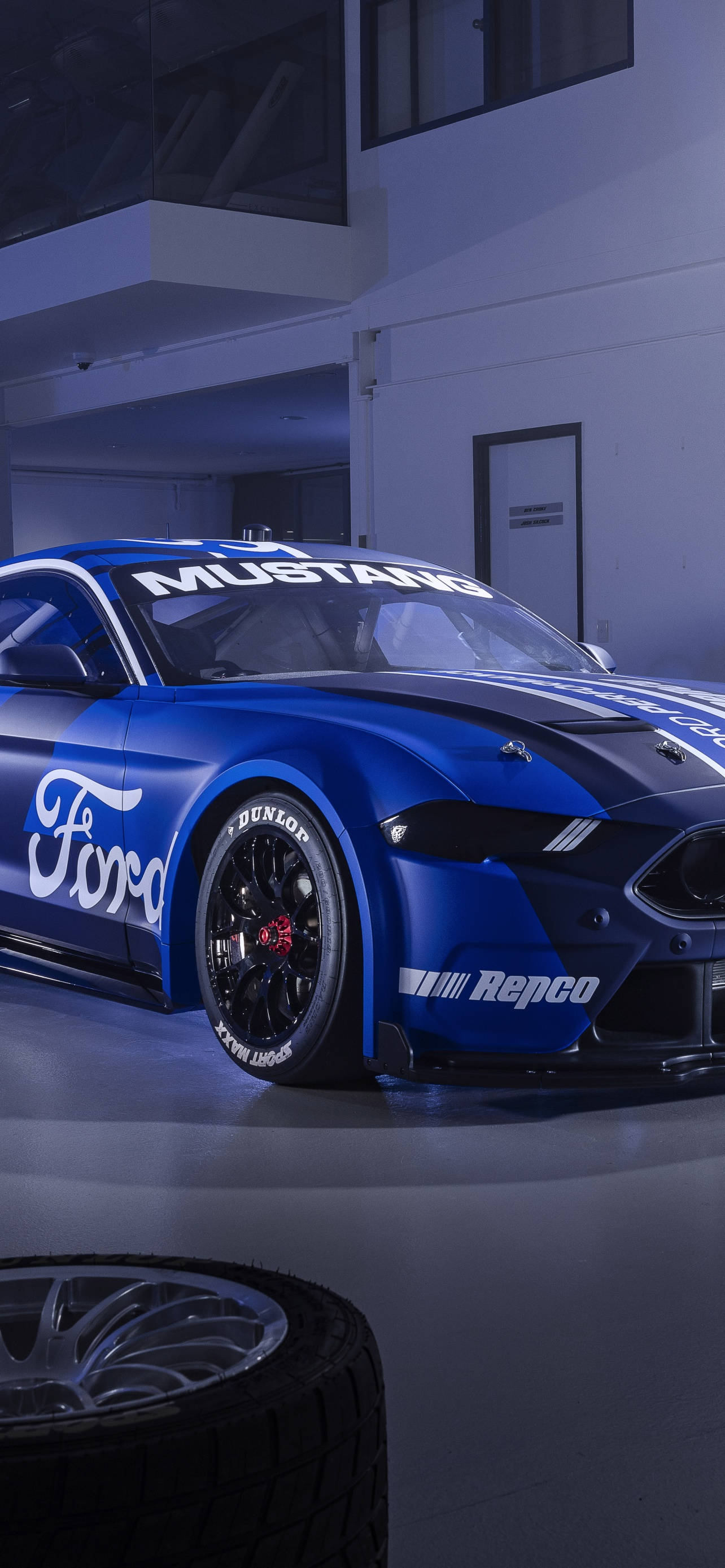 Дайте вашему крутому Mustang украсть шоу Шпалери