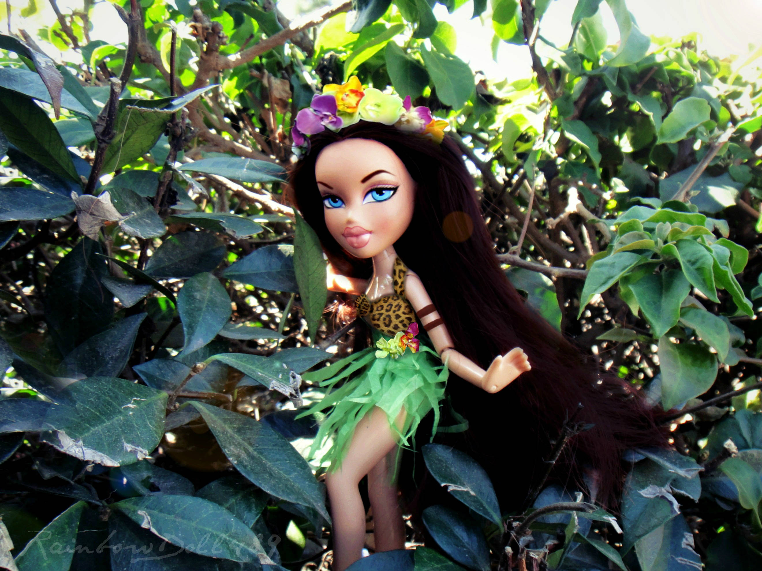 Естетична лялька Bratz, яка любить природу Шпалери