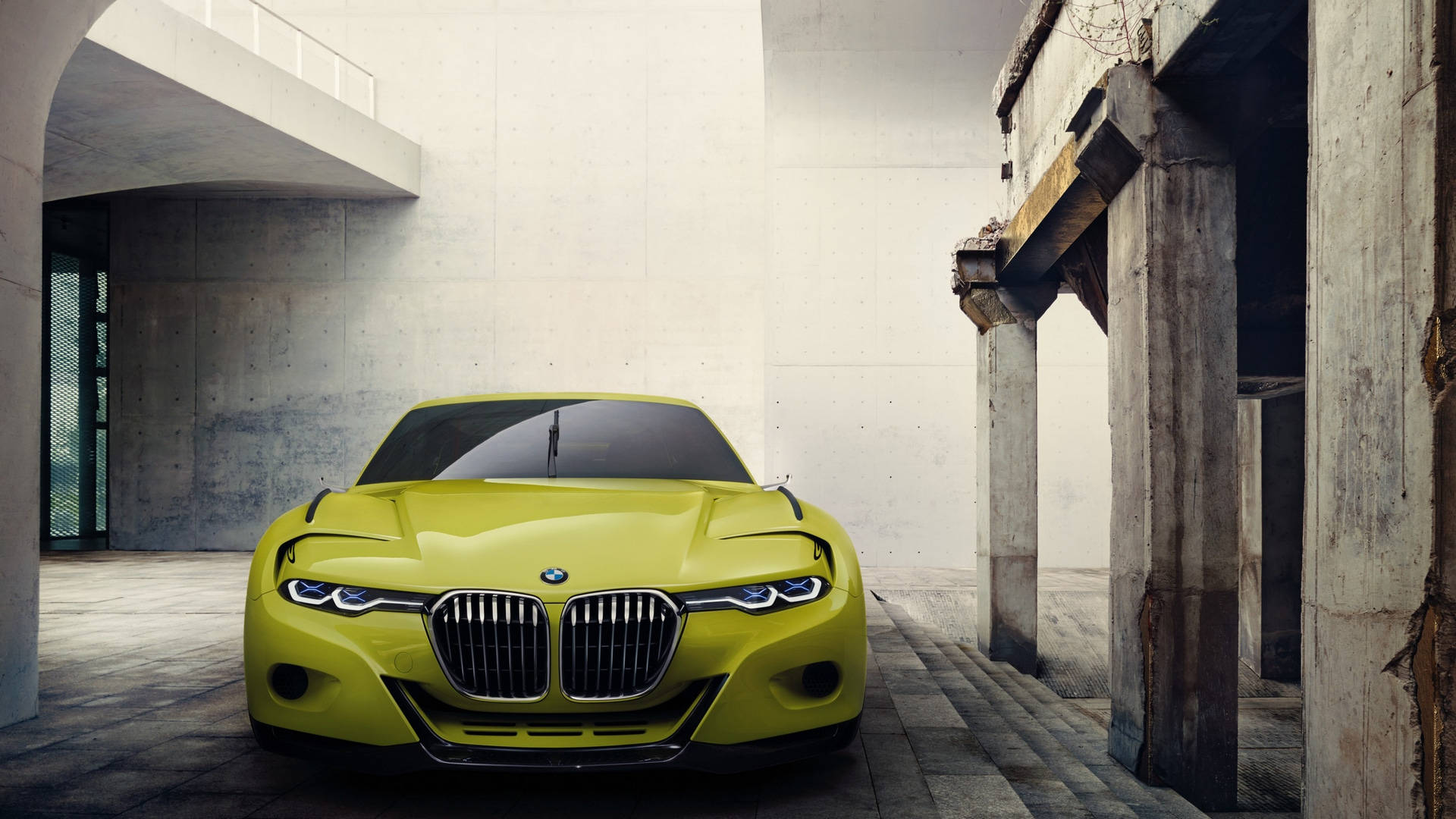 Жовтий BMW 3.0 CSL Full HD