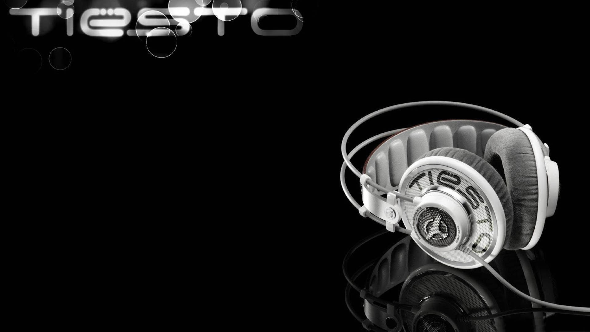Крутая графика Tiësto с наушниками Шпалери
