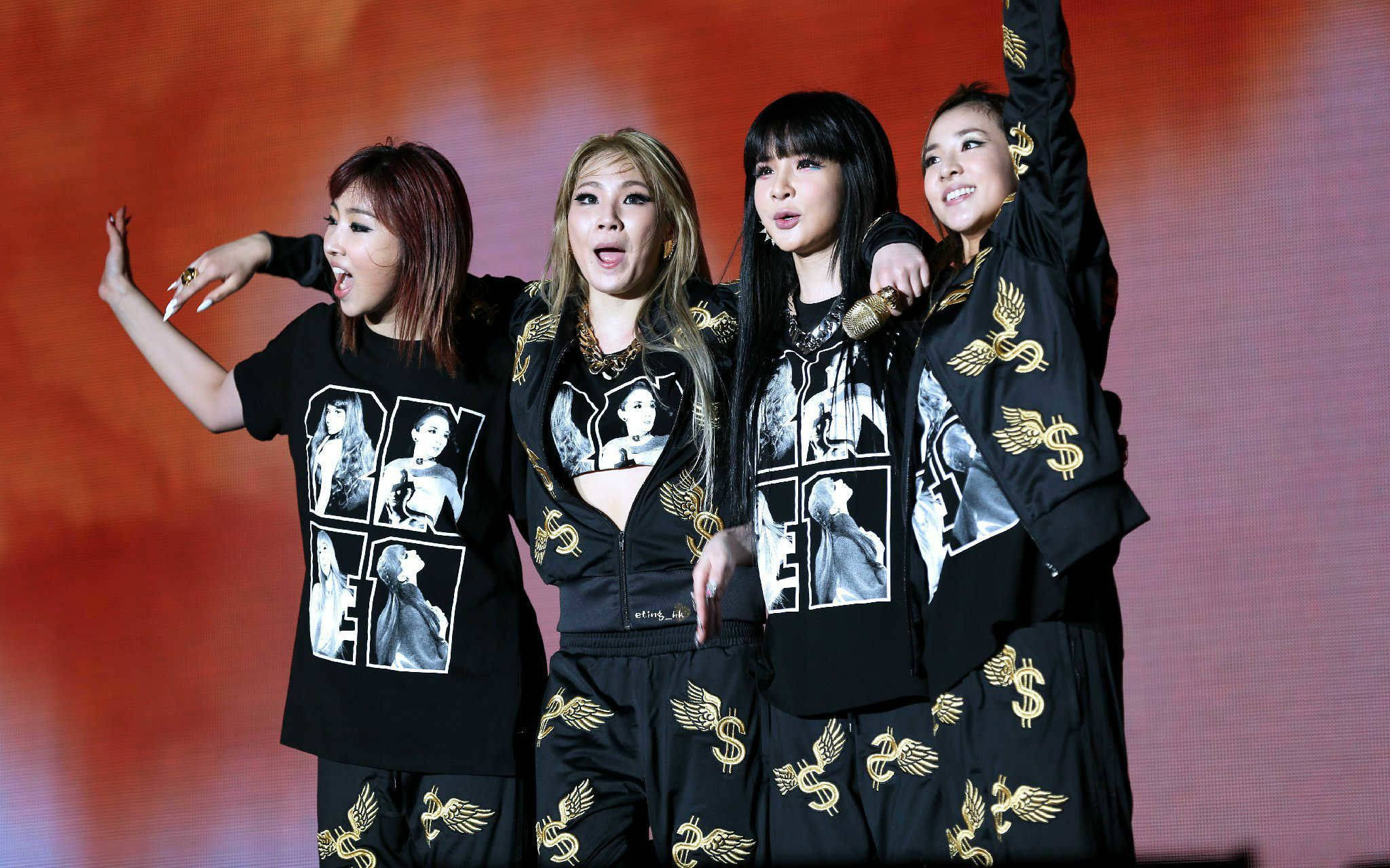 Мировой тур 2NE1 Шпалери