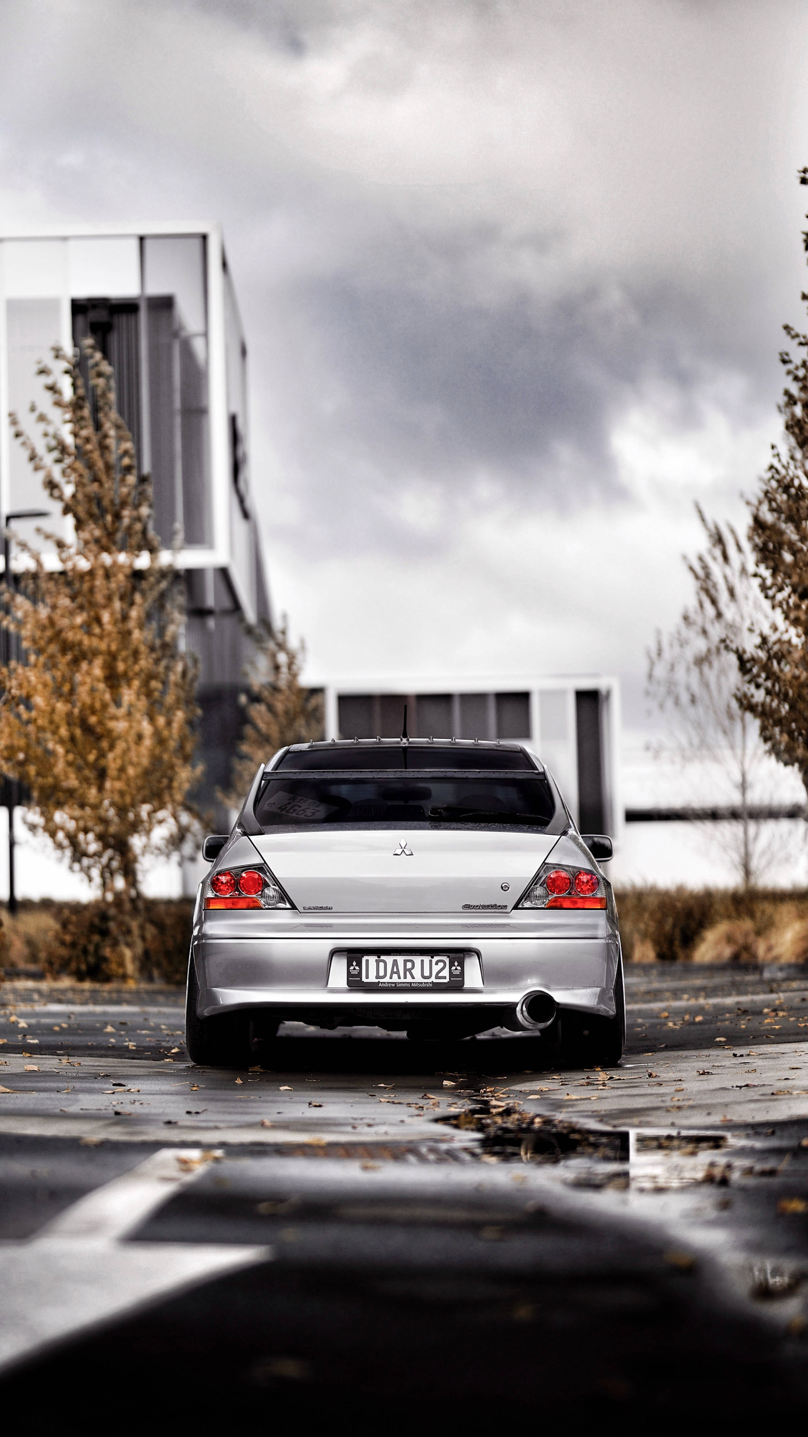 Мокрые бирюзовые и черные JDM автомобили Шпалери