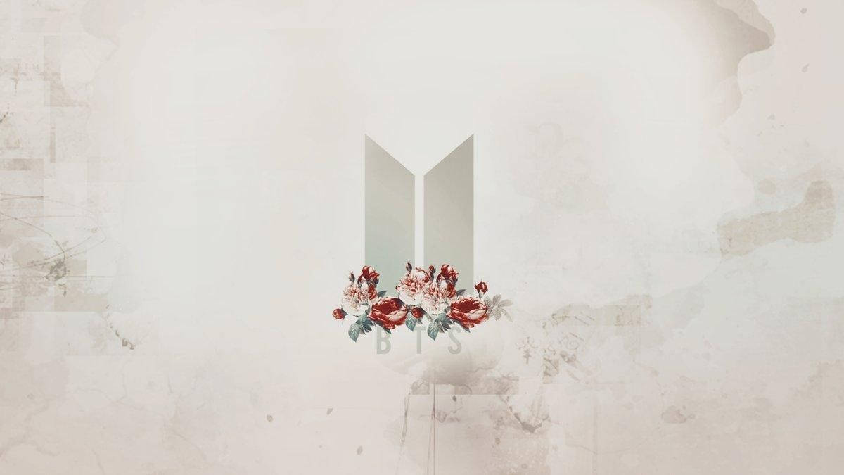 Ноутбук з логотипом BTS та квітами Шпалери