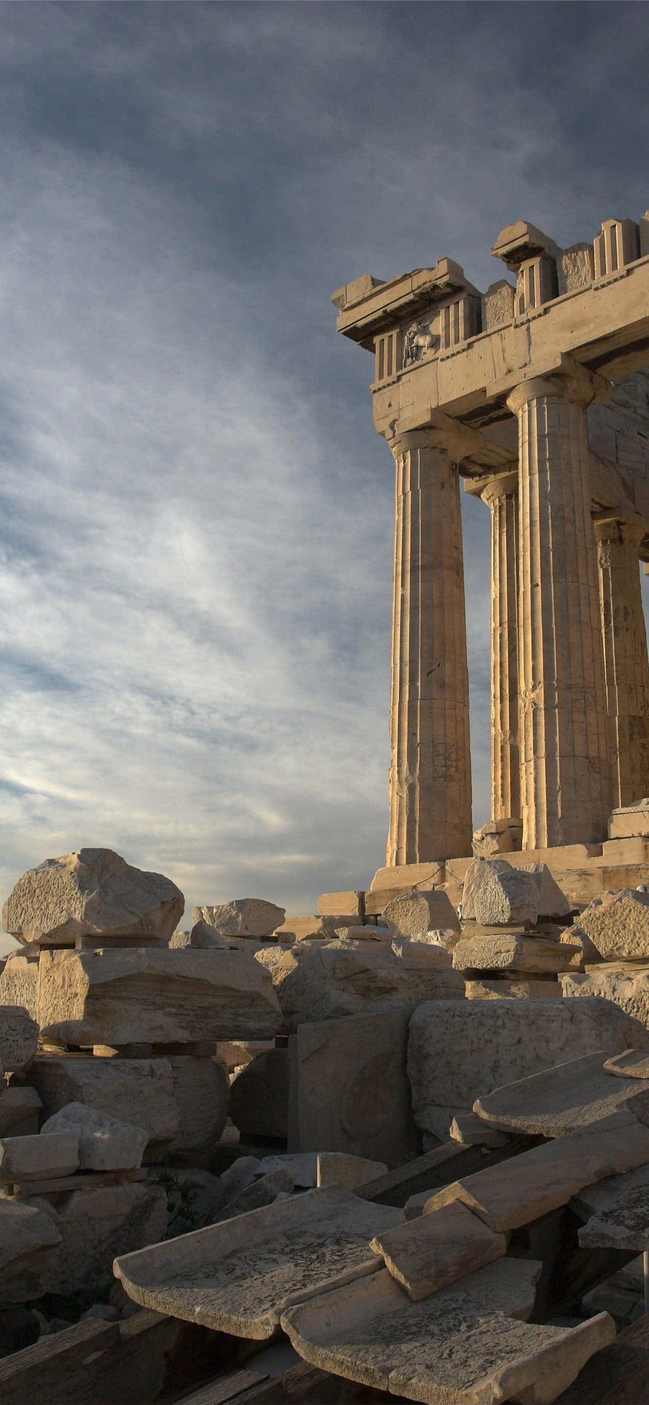 Обломки и руины Парфенона в Акрополе Шпалери