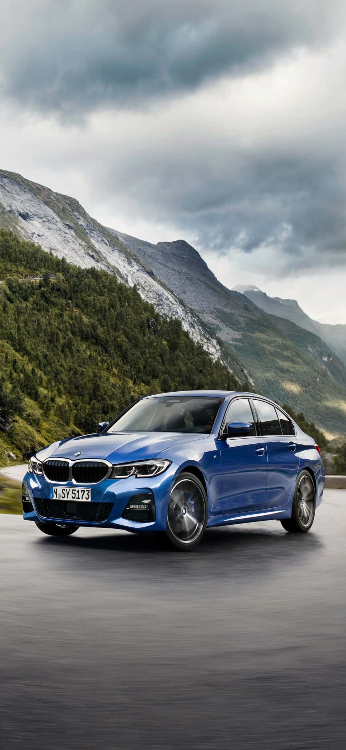 Роскошь BMW у вас в руках Шпалери