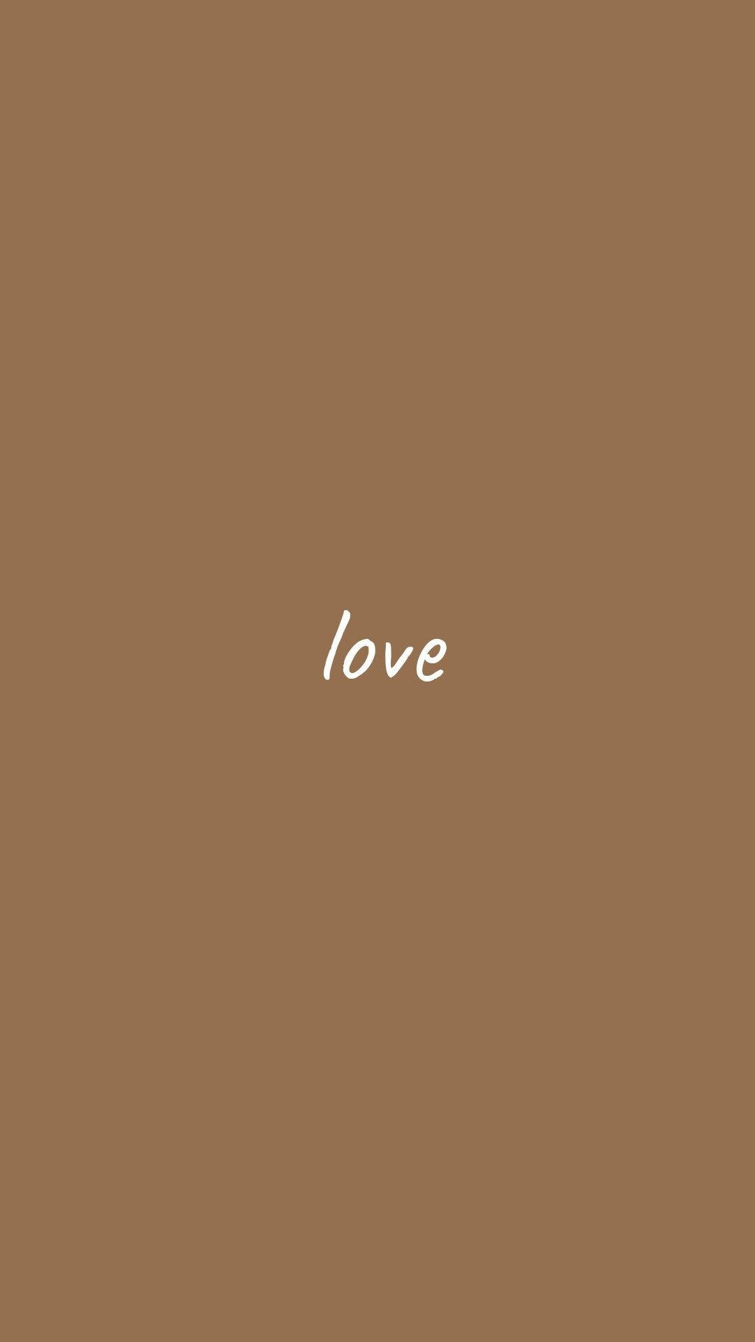 Світло-коричневий естетичний постер зі словом «Love» Шпалери